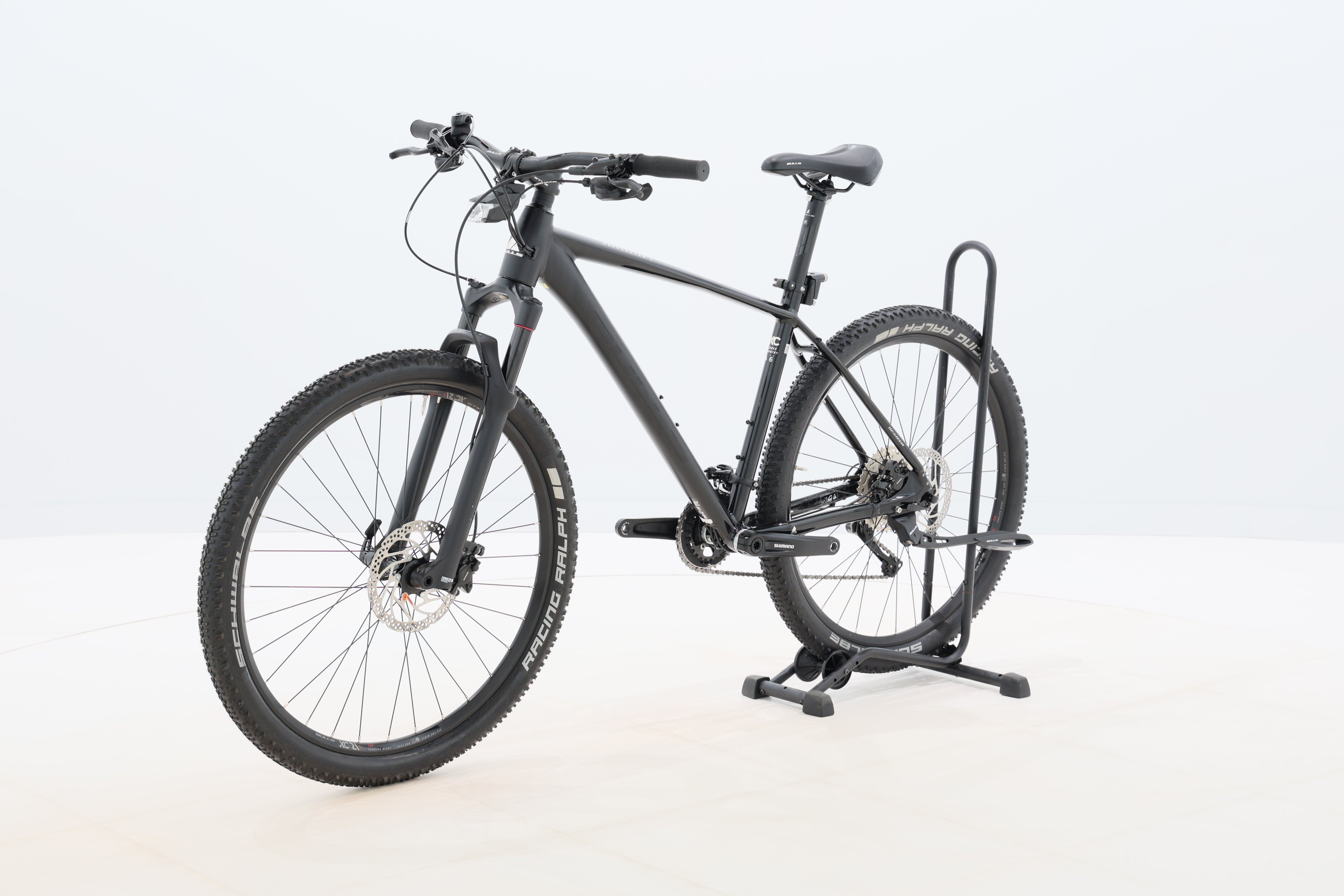 e81fd2e8-1383-4ff1-a08e-a8ab3ed5f6c1