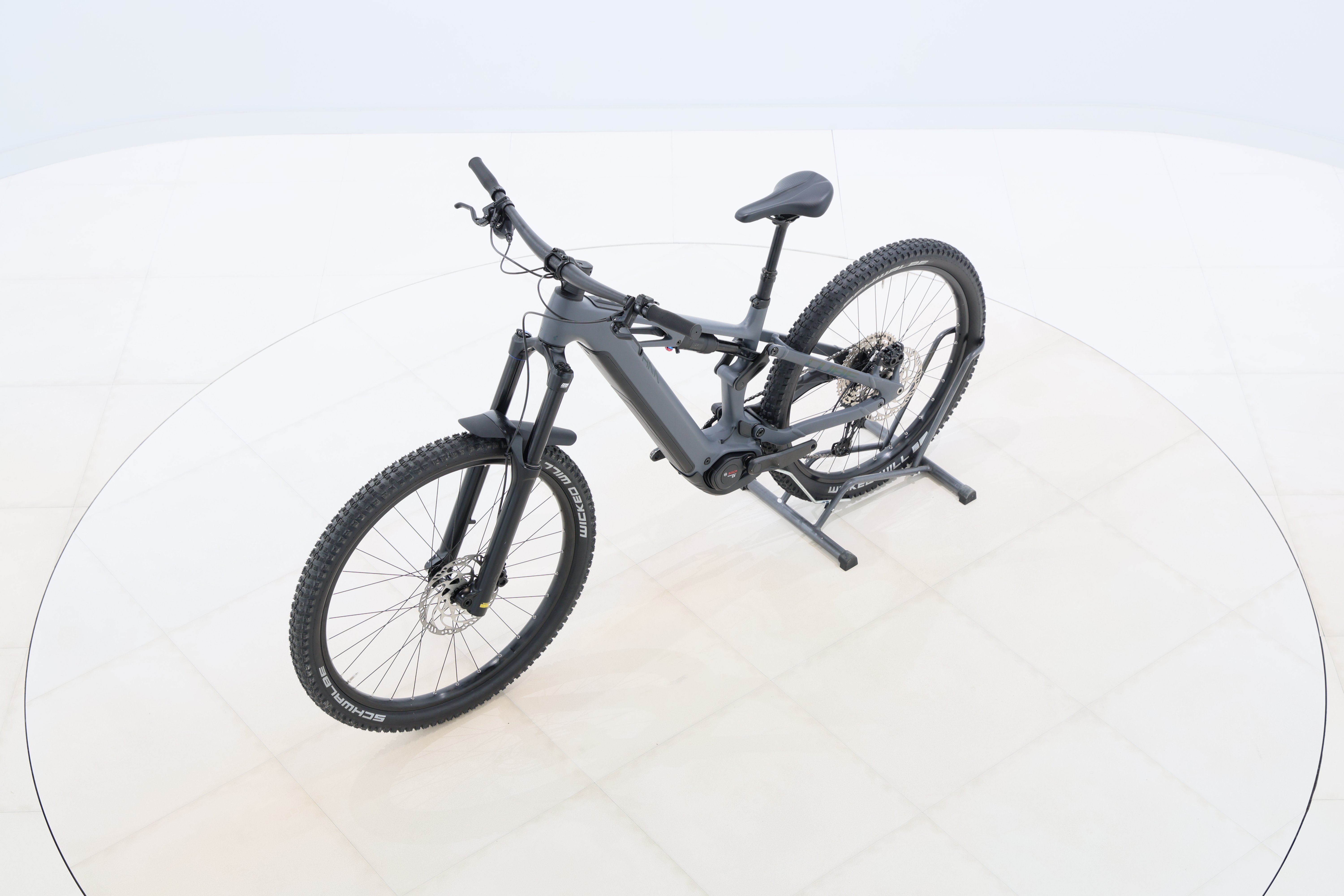 b5d6056c-6c67-42f5-b575-f552944bb0ab