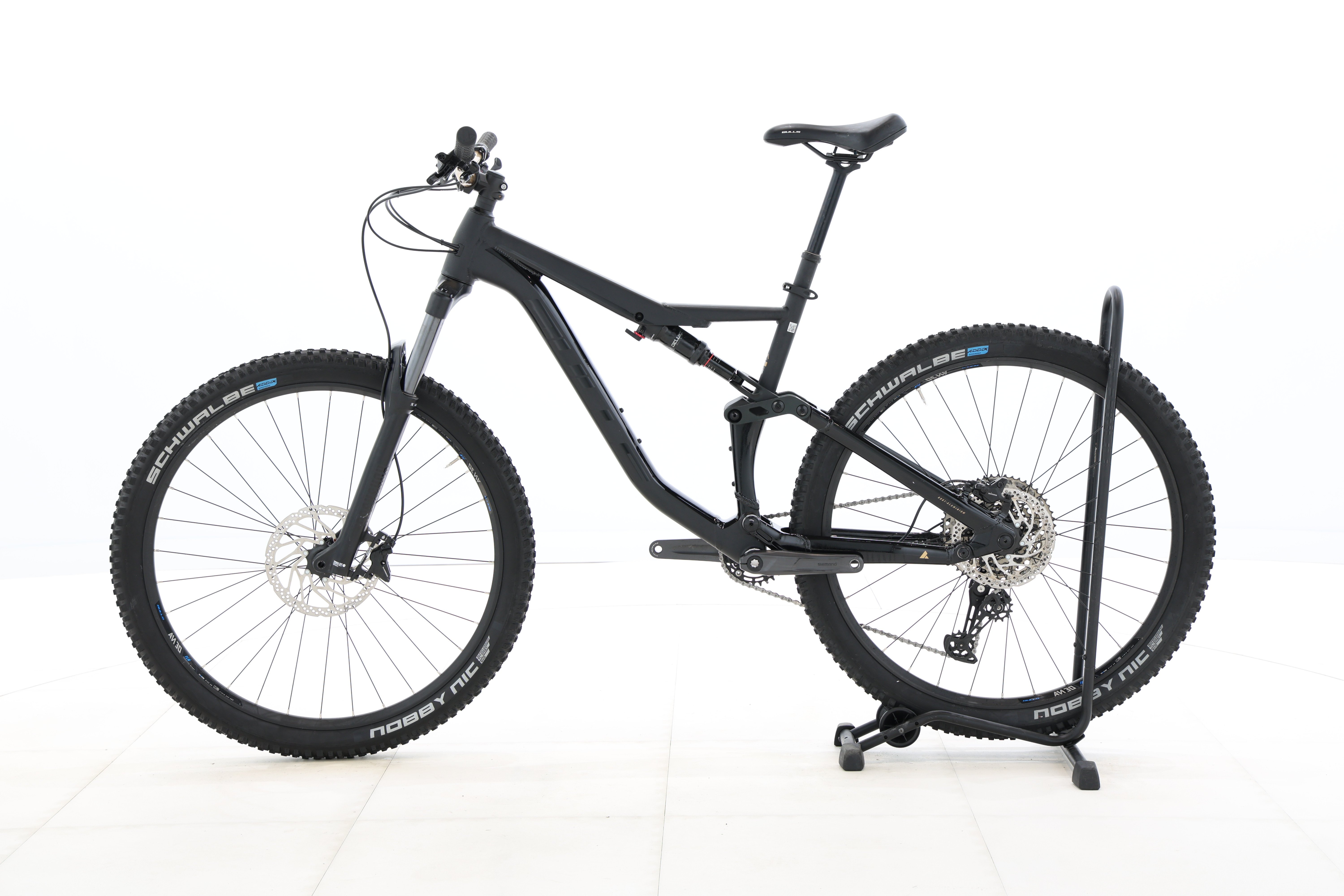 c9f2fc36-45e8-4170-8f9a-9281d0b40340