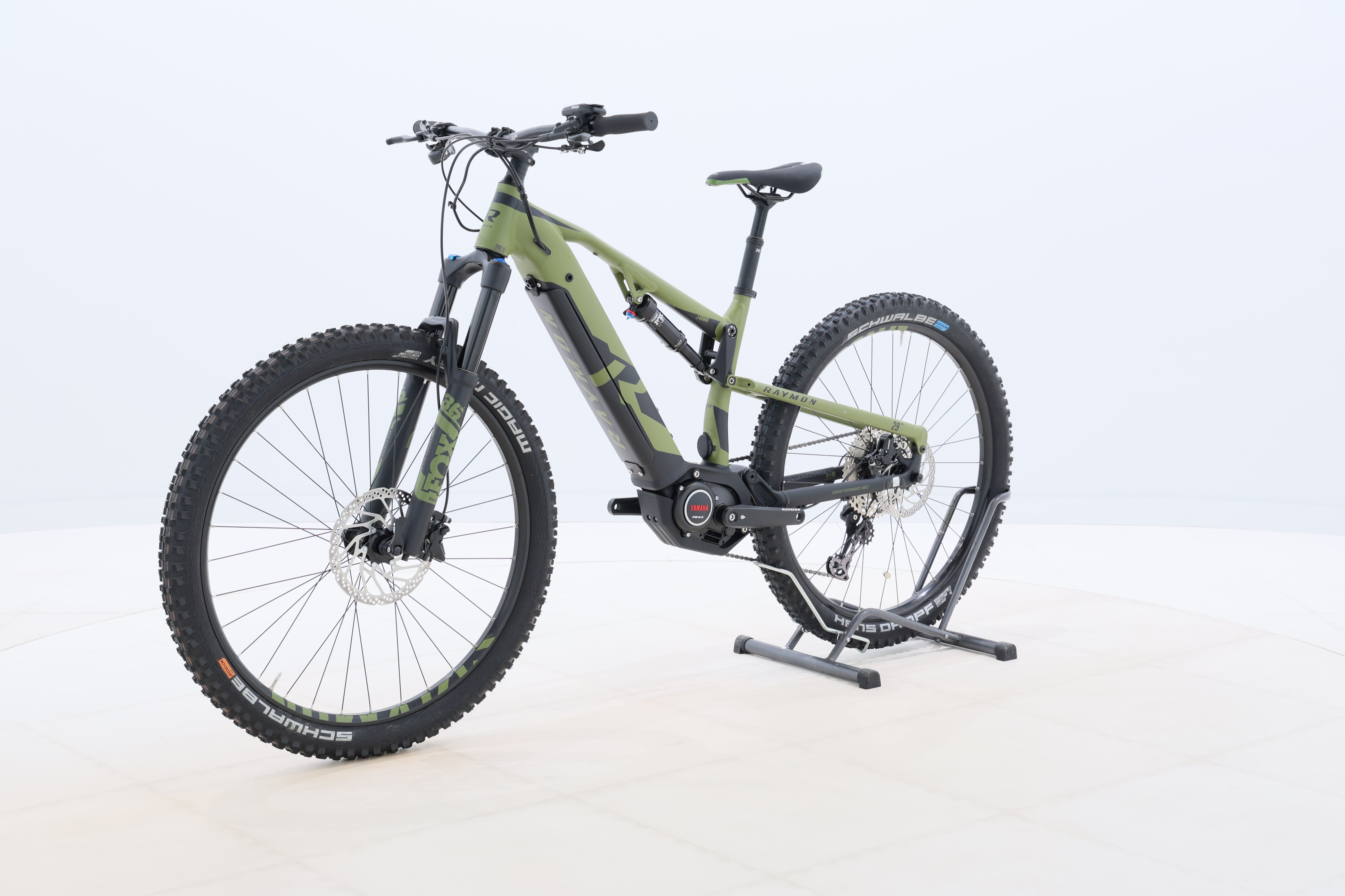 9ca96efb-c596-42b0-b1d0-e6db7bcb9628