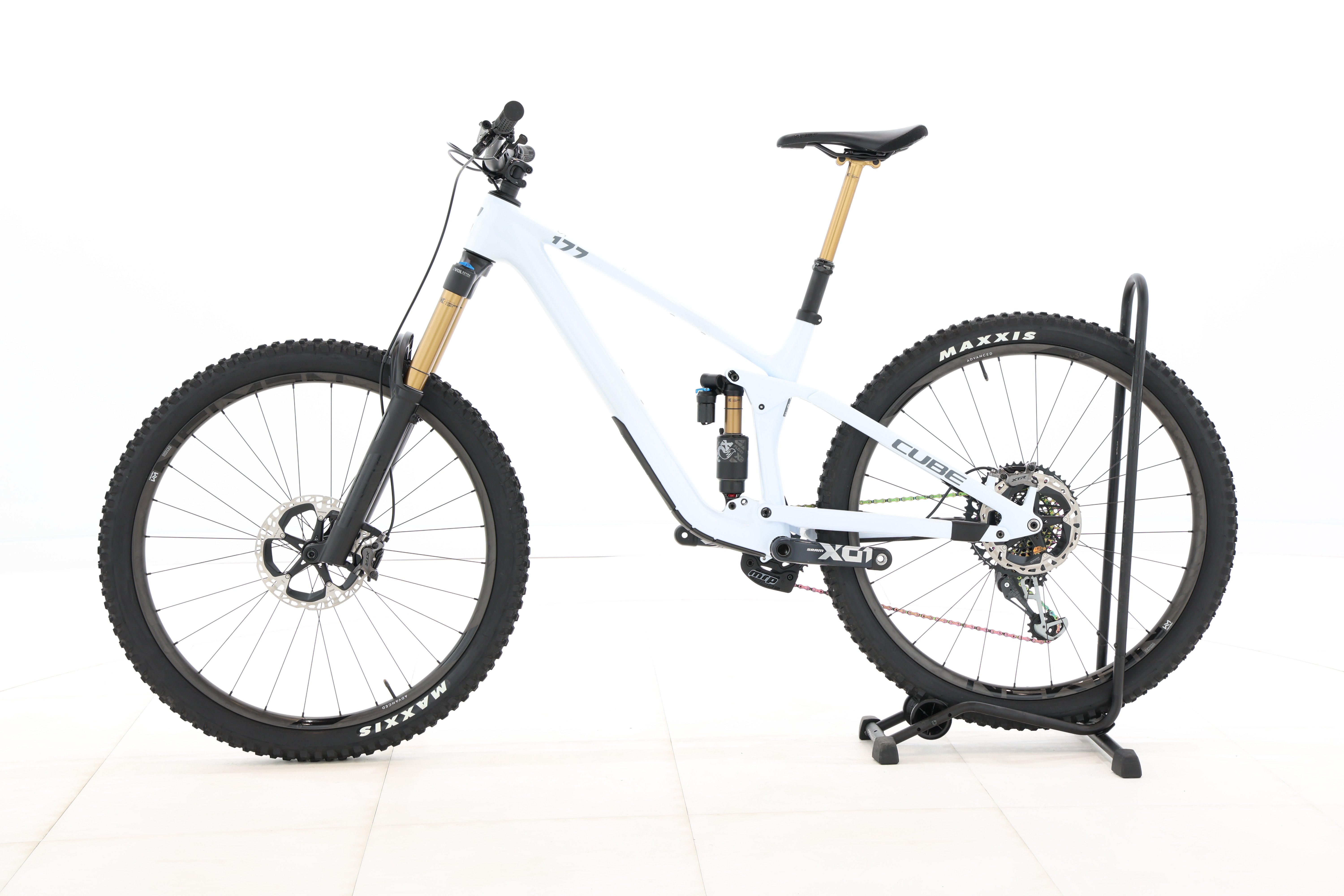 7bc418f4-996b-4e51-9936-f93b33164e2d