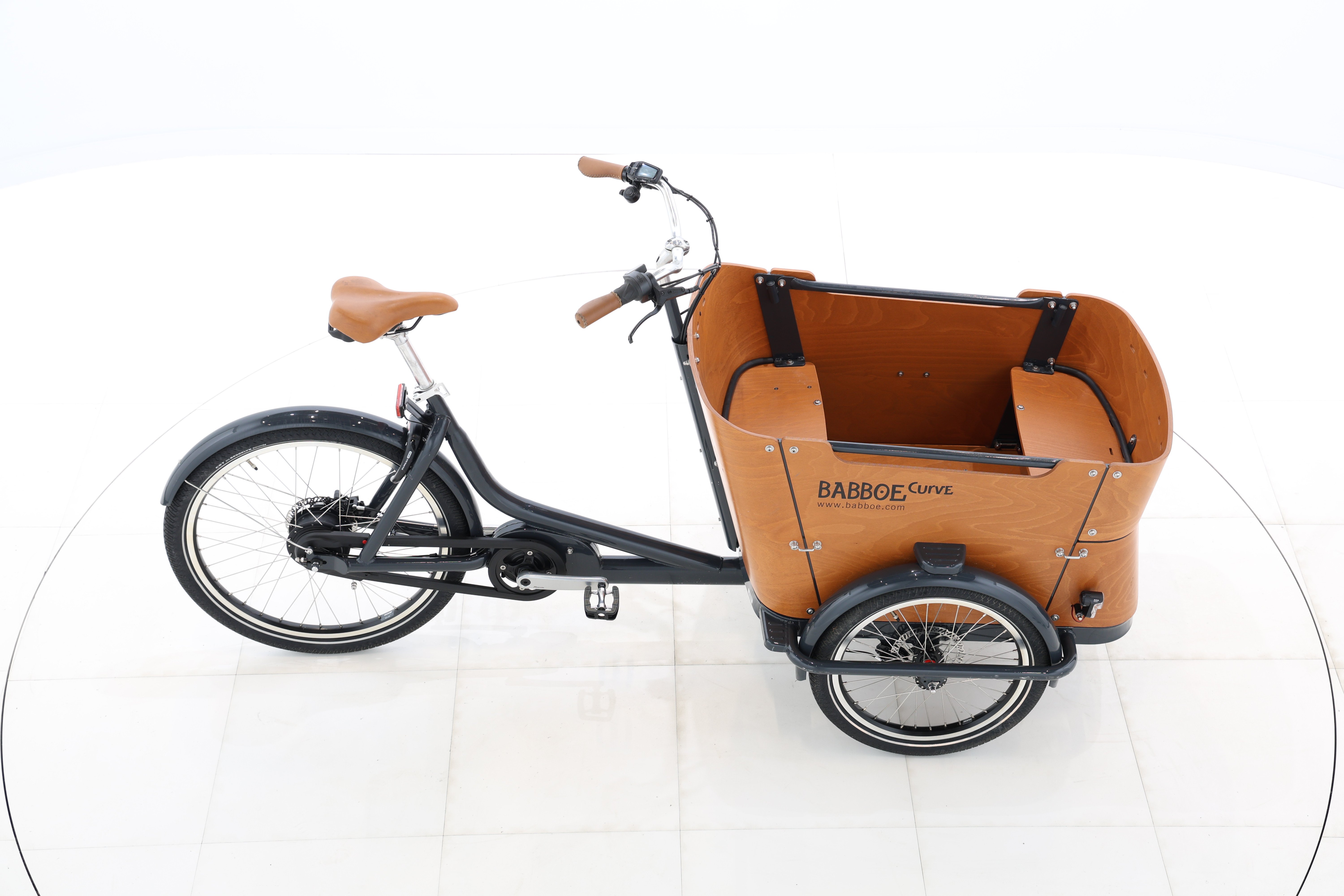 2ee48c5c-fb75-4ee7-b0a2-abca48b3b21f