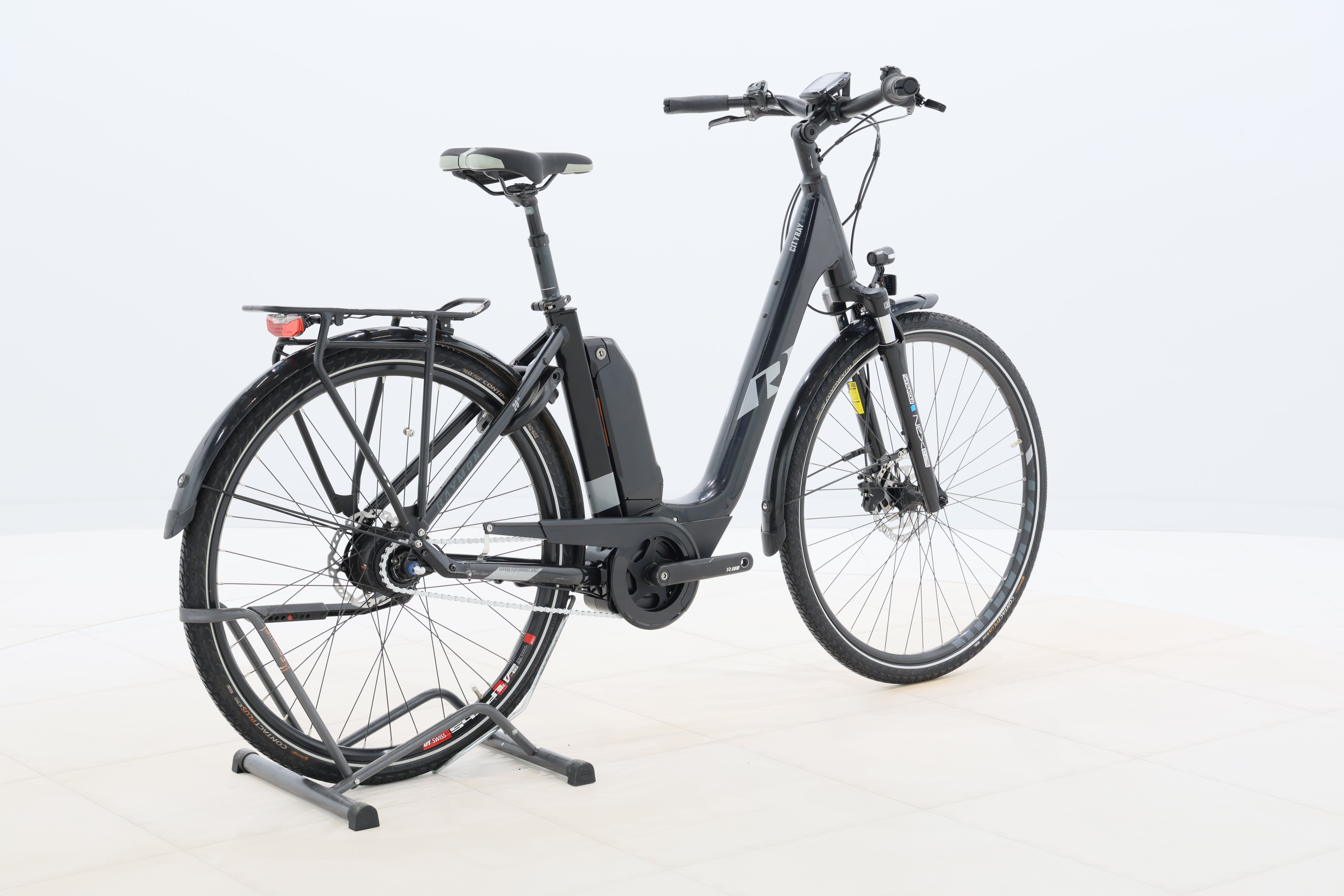 d4cee625-af4f-4da5-aed3-cc0f89611347