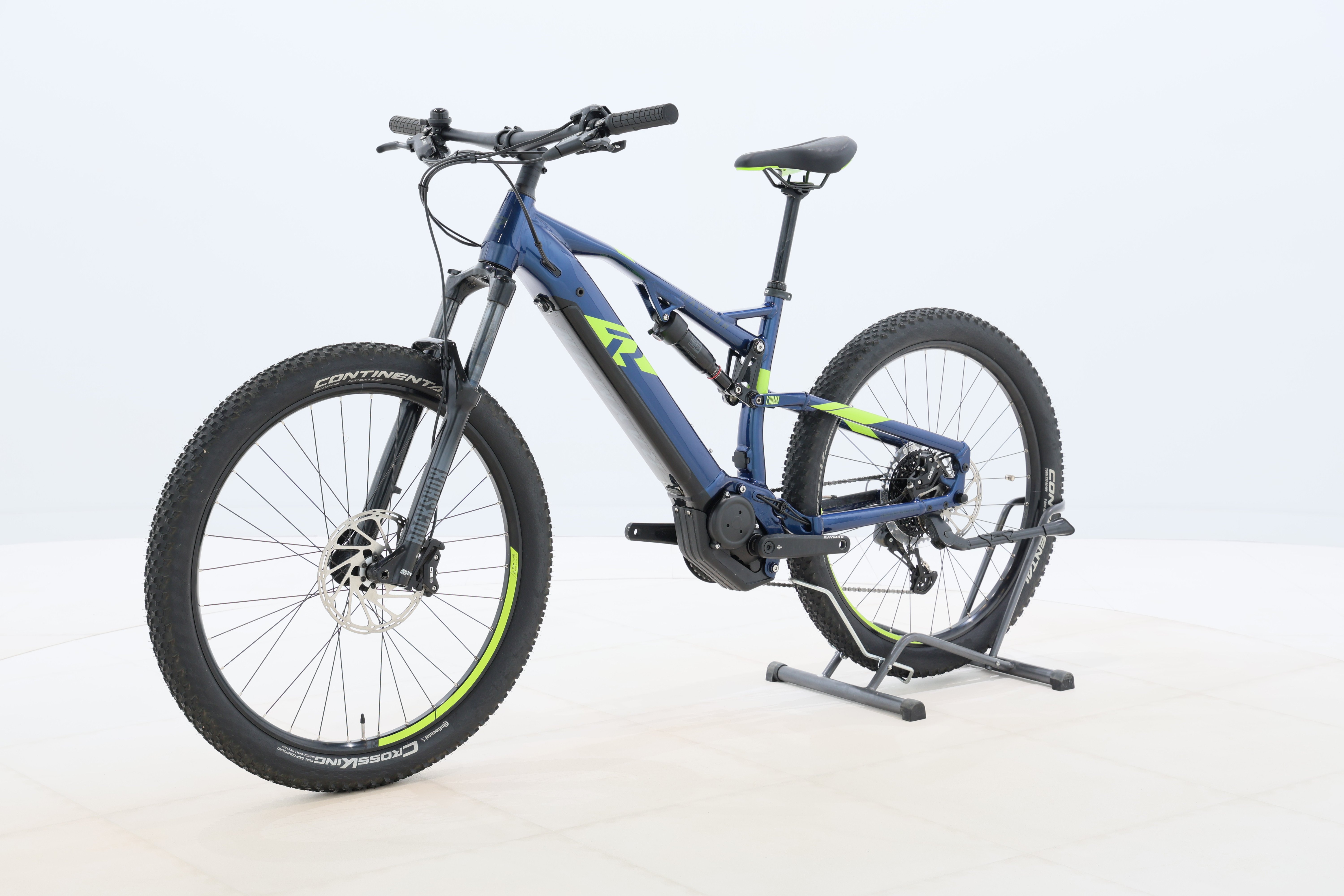 46105841-38cf-4731-aae8-a083d1f17ae3