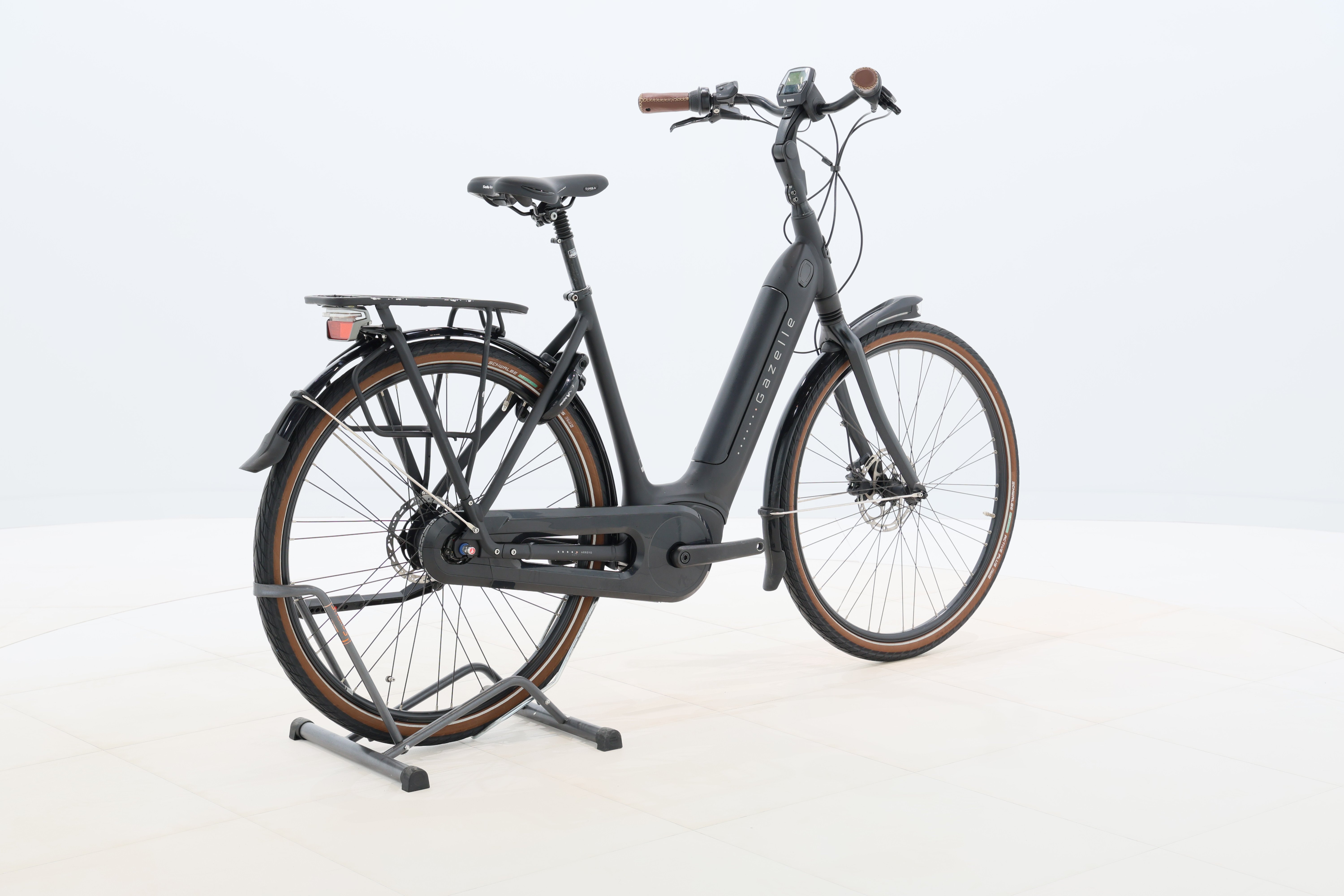 172f717d-80c3-4d03-a75c-104cd07c2529