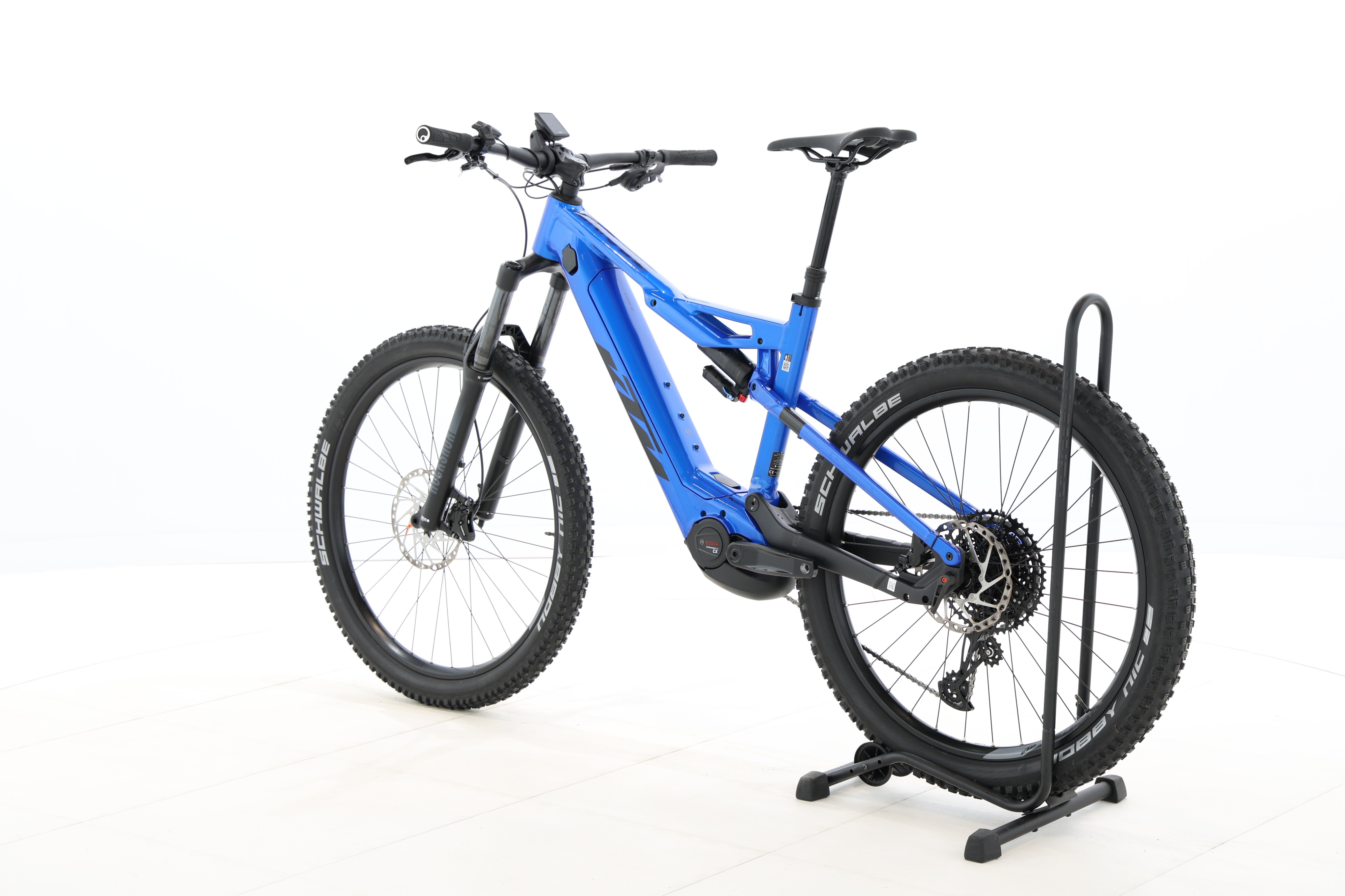 b053546d-3593-41c1-8867-7421c5f71513