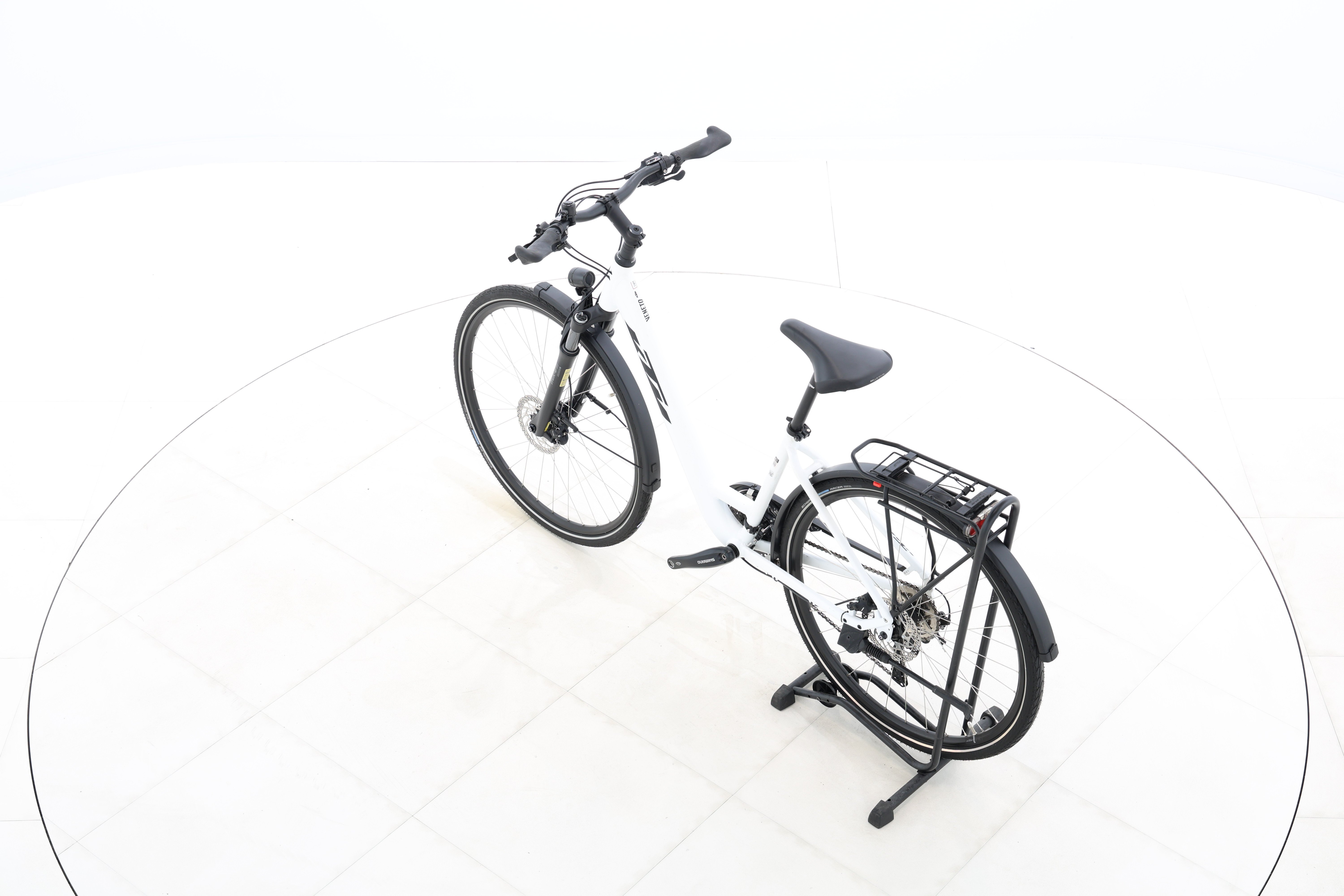 398c9a15-0038-44ba-9012-d4a108e5d1ea