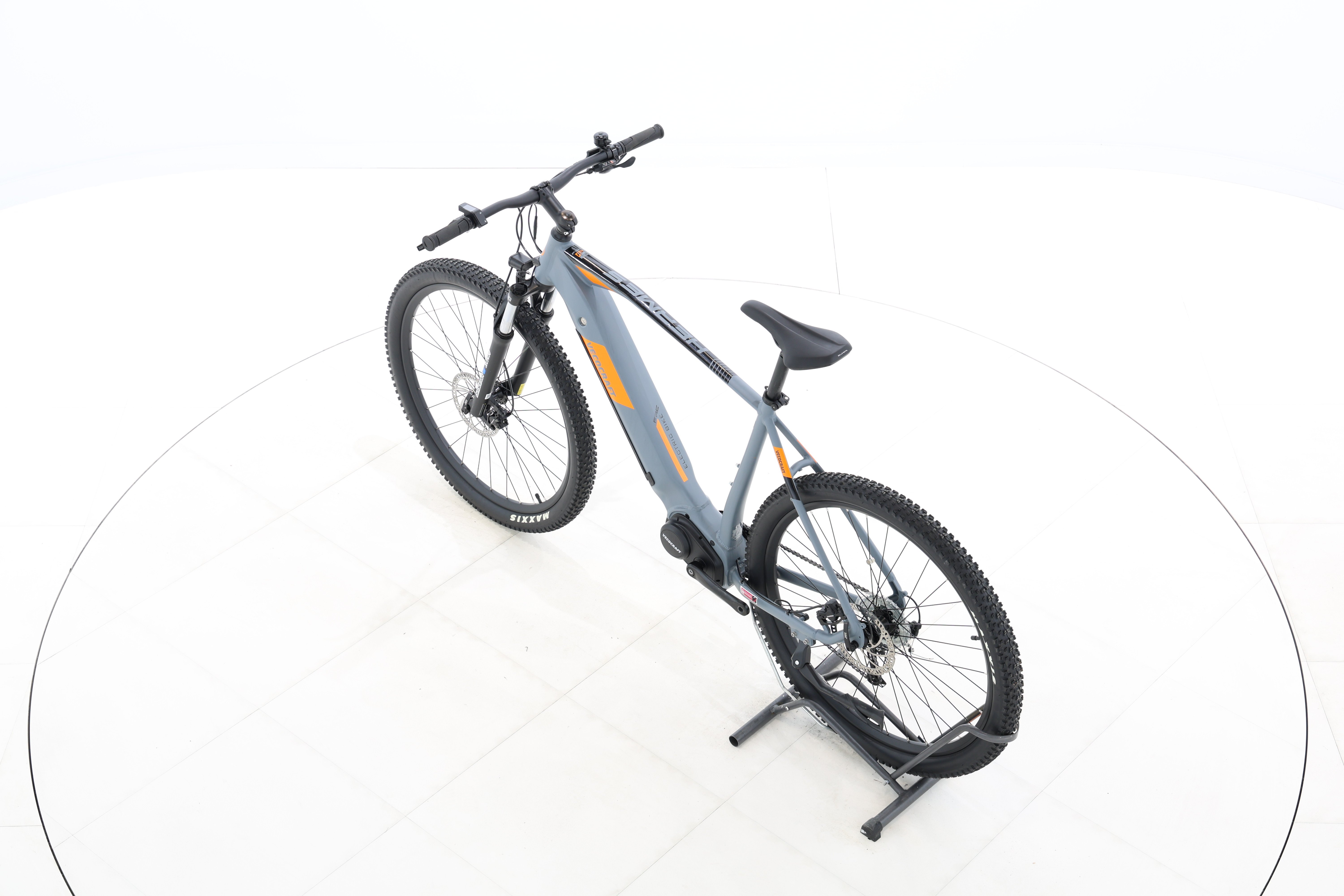 c41d3a90-d379-4f6e-9646-ef79e44b5816