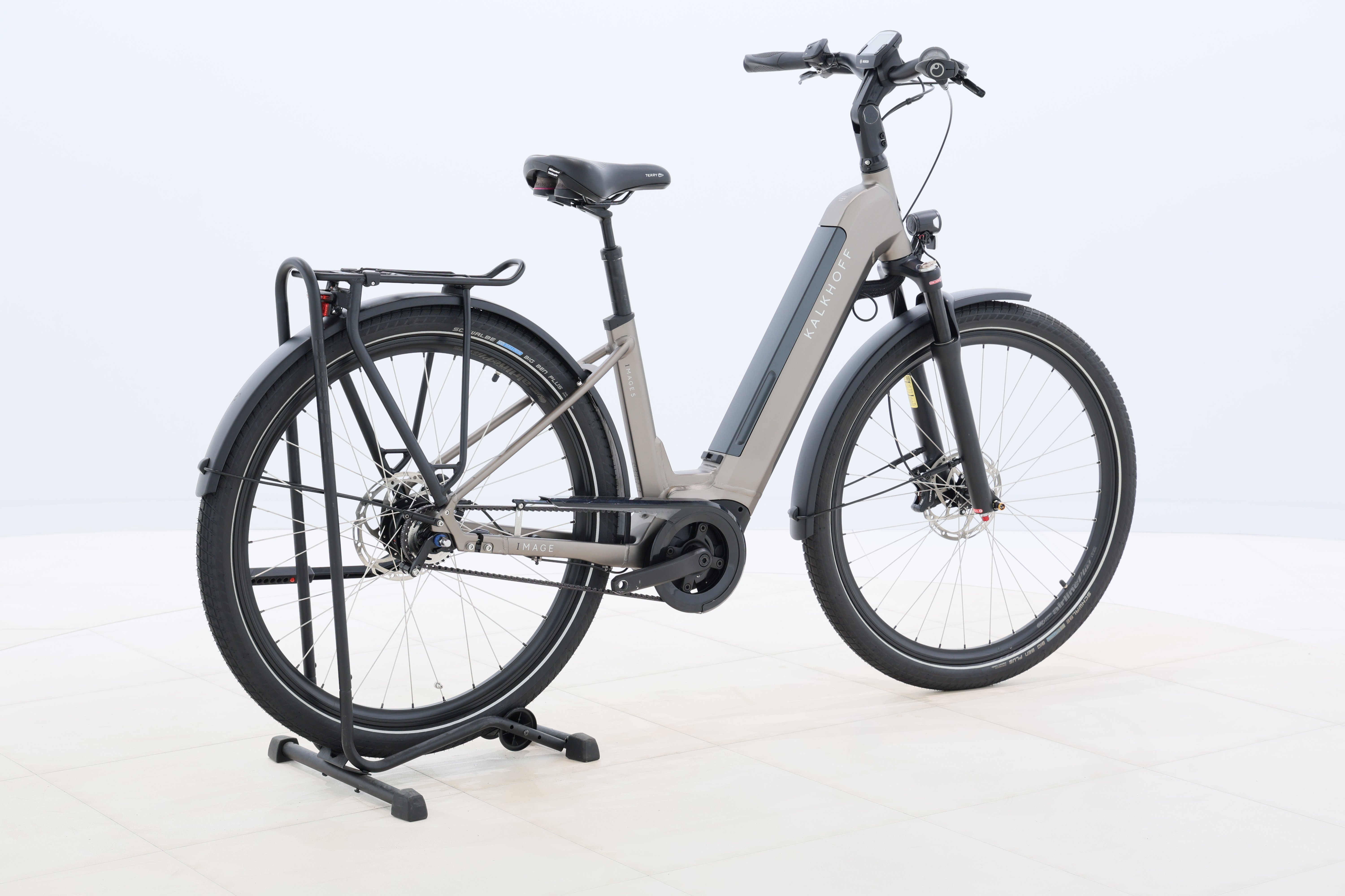 3246f209-0e76-40f4-a93b-e024a3d3603c