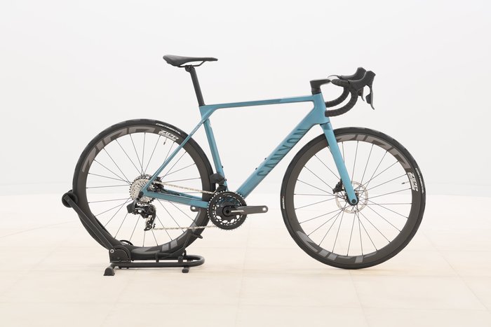 Canyon ULTIMATE CF SLX 8 FORCE AXS 2023