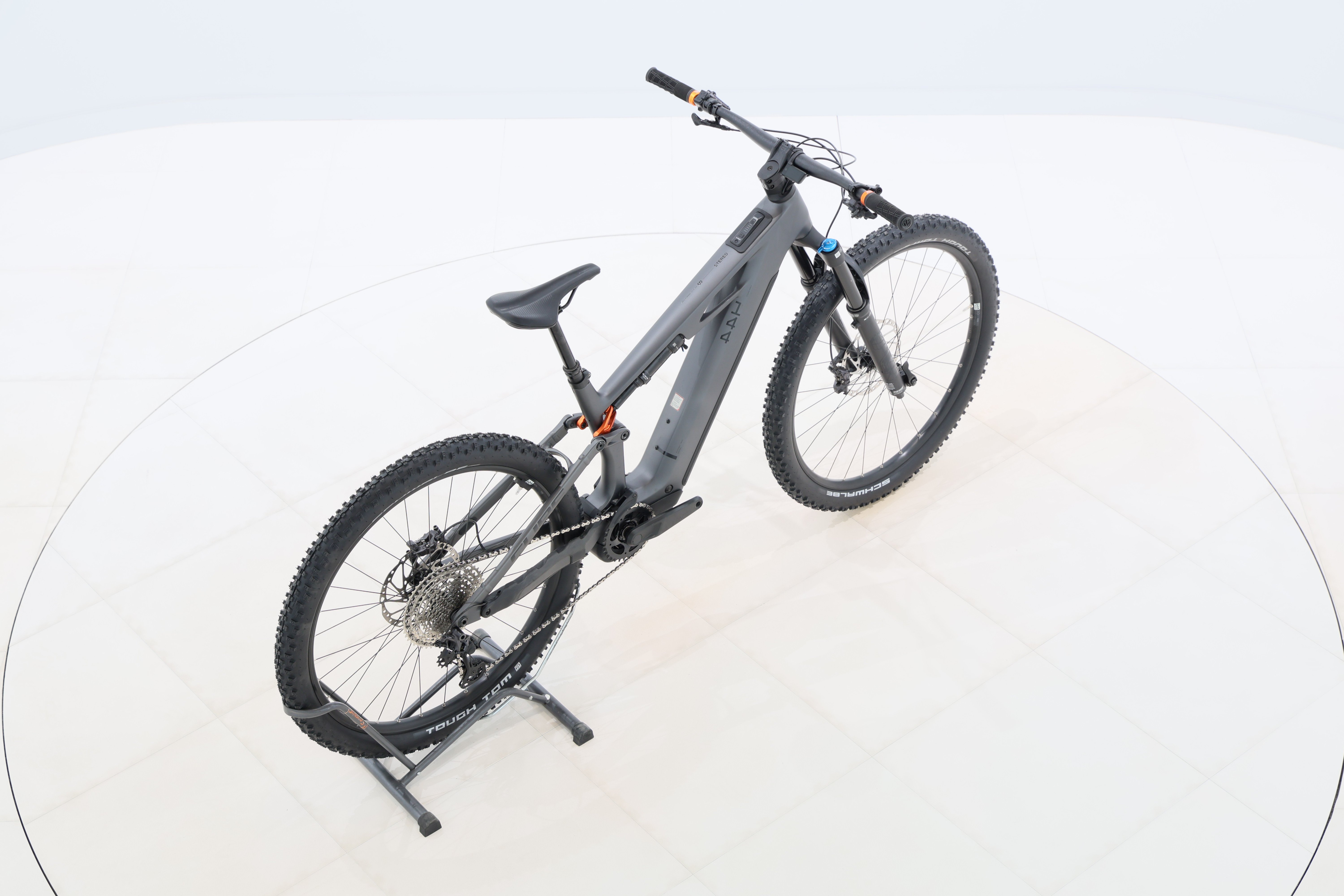 f863da9b-1c82-43a7-8eca-c0353bb51ecd