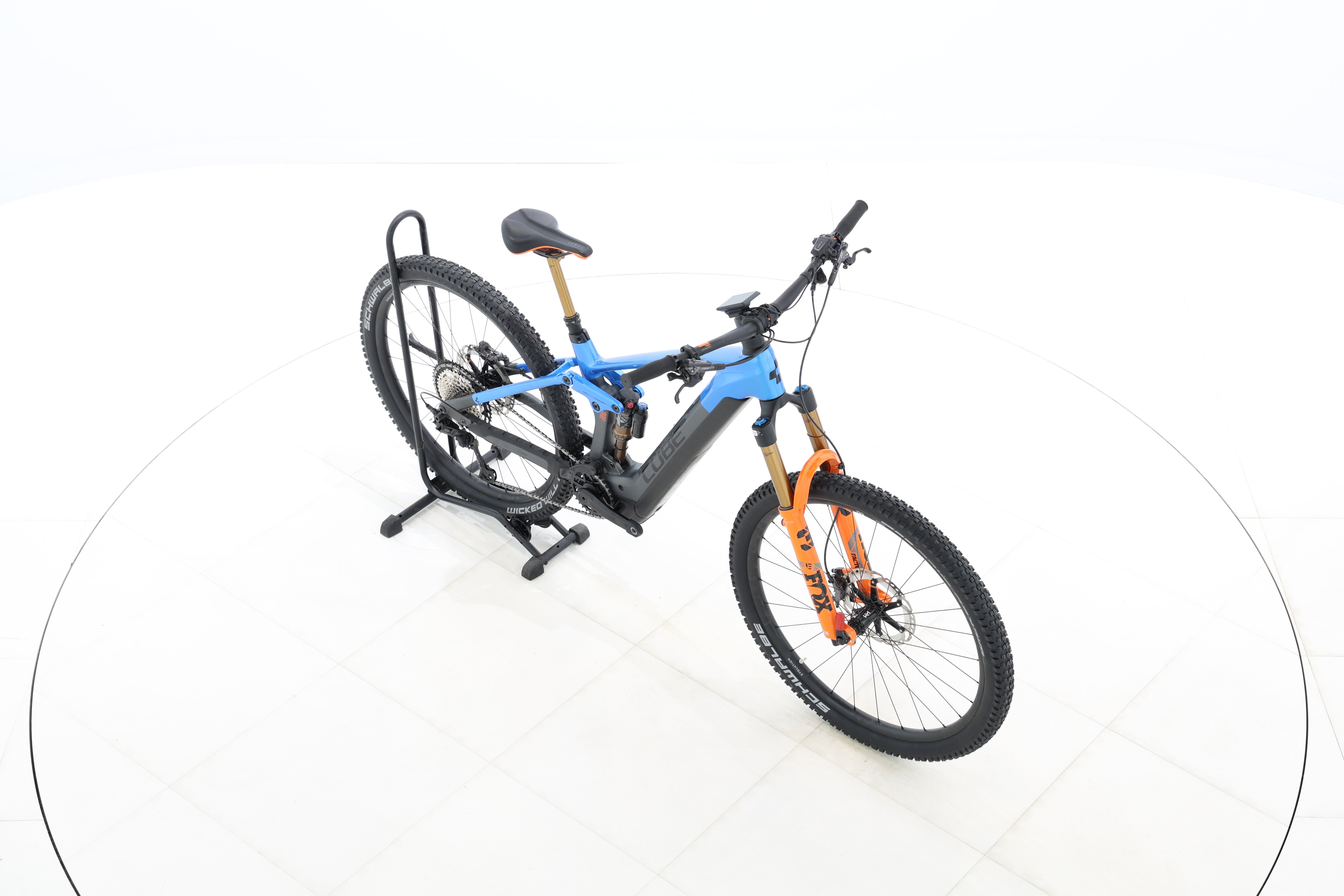 a9becfa7-e7ea-4280-8435-2f9e886a4675