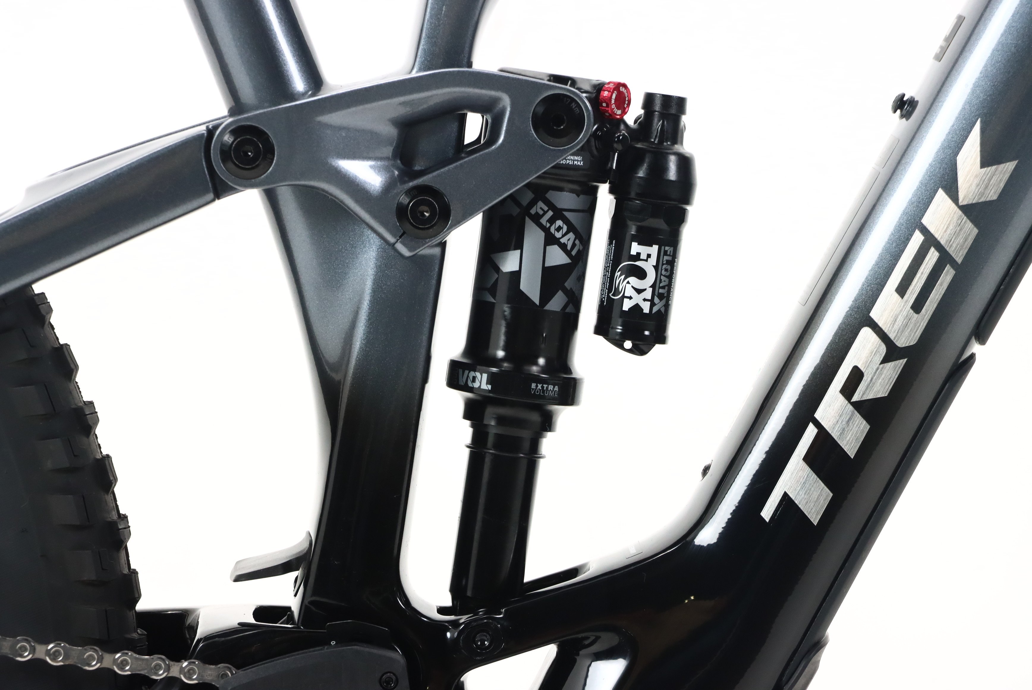 d9ebb714-0e8b-43b9-b49e-e6fcb4d9d464