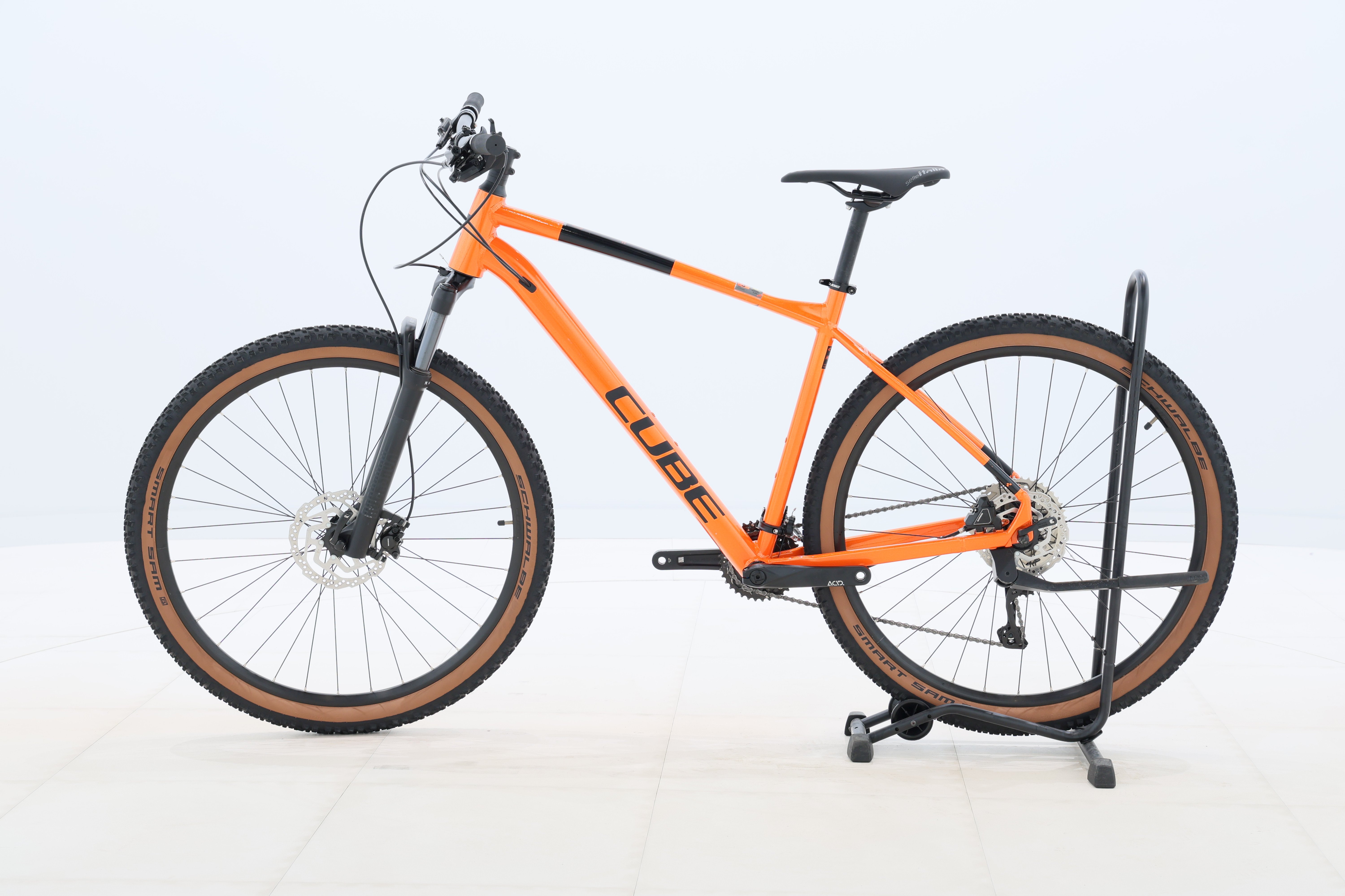 d3a8e3f5-338b-48ff-8d86-1a940de2b713