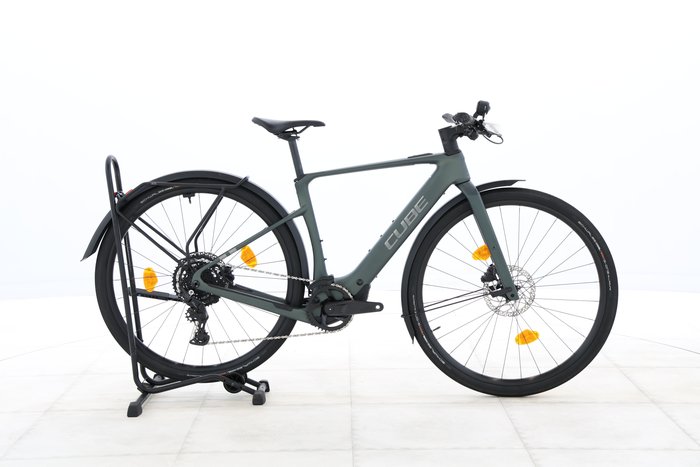 Cube NULANE HYBRID C:62 RACE FE 400X 2025