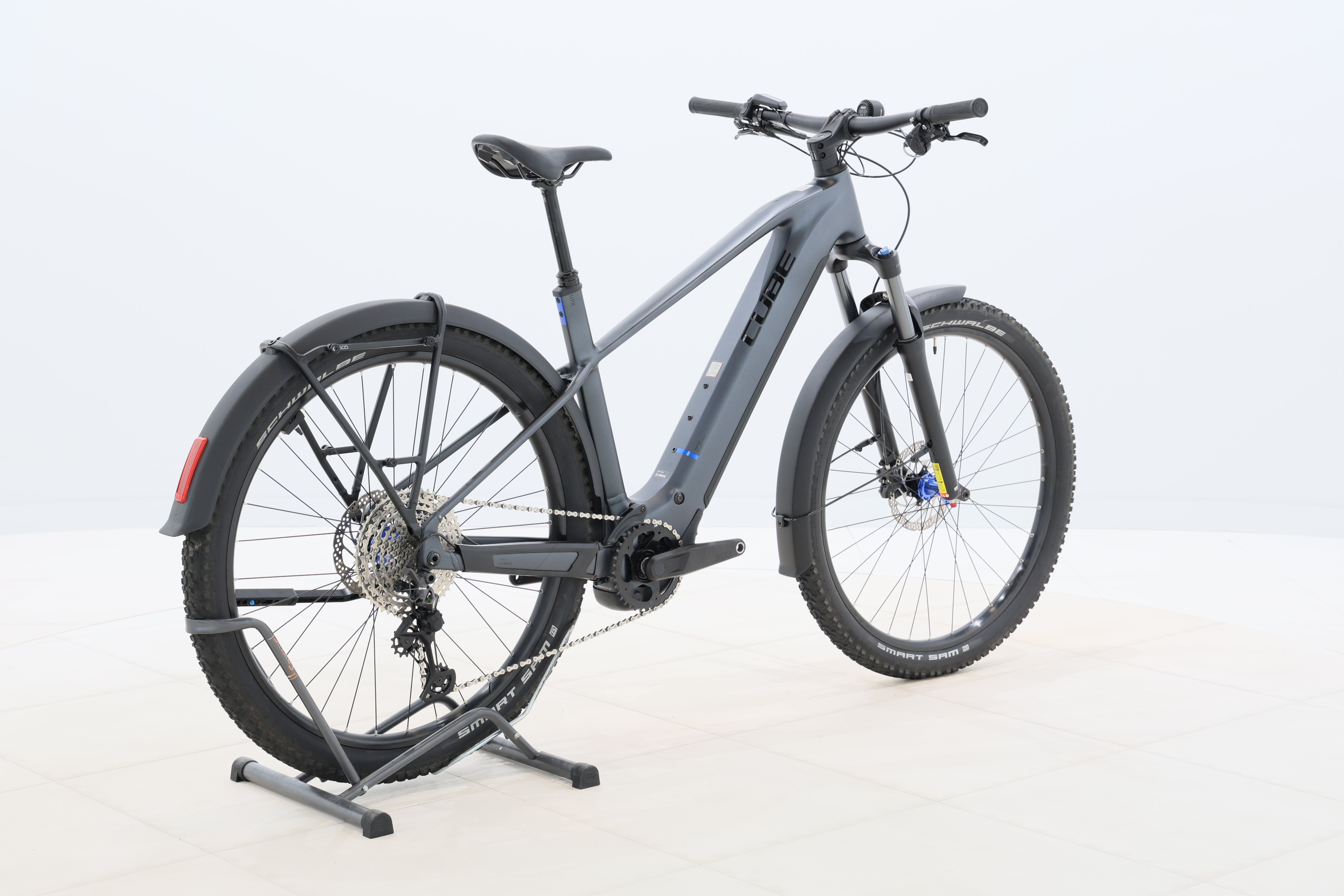 d0121d75-31bc-411c-a128-1511b54ac7e9