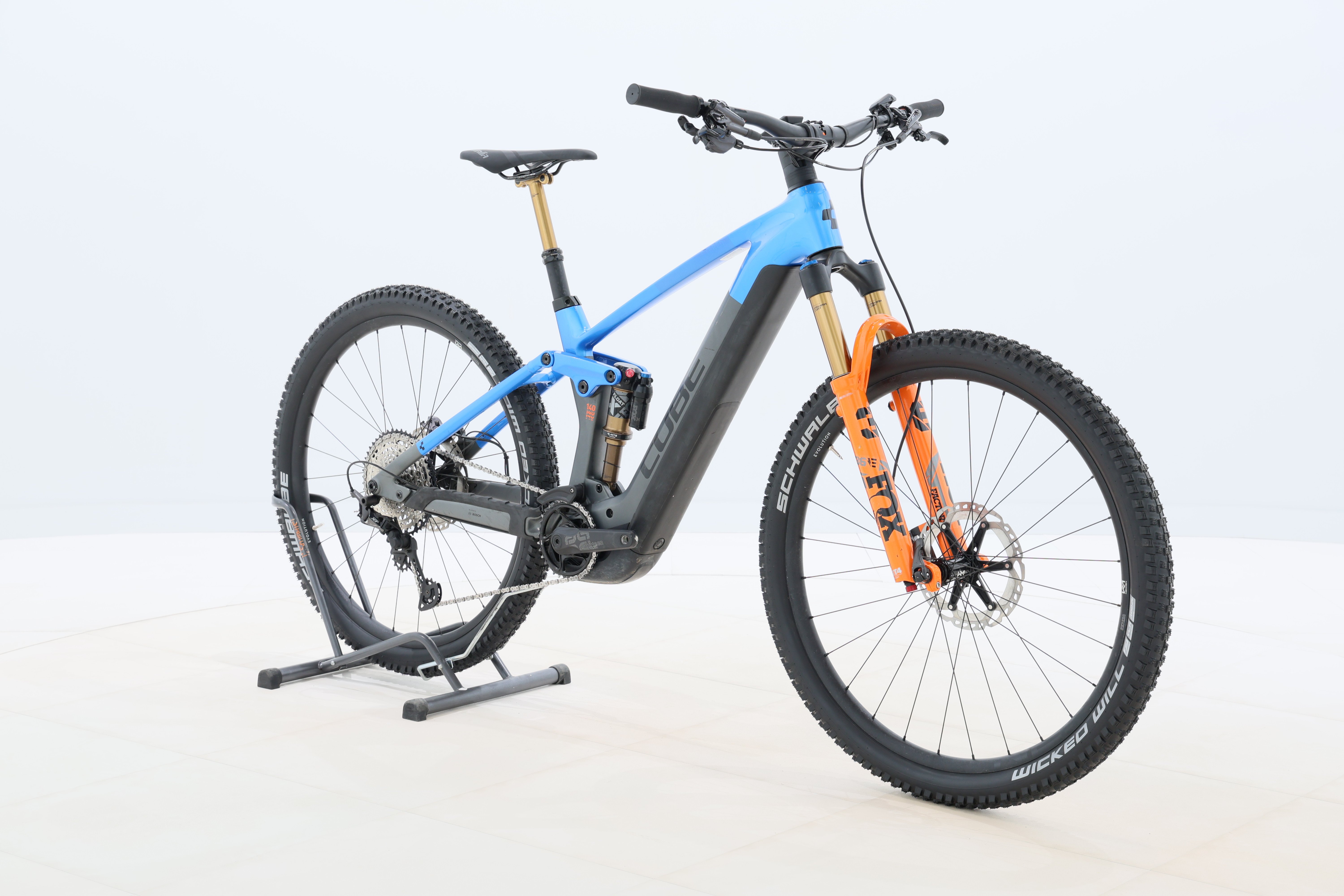 0b64741b-67da-4e3b-bfc0-b1fbe572d8f1