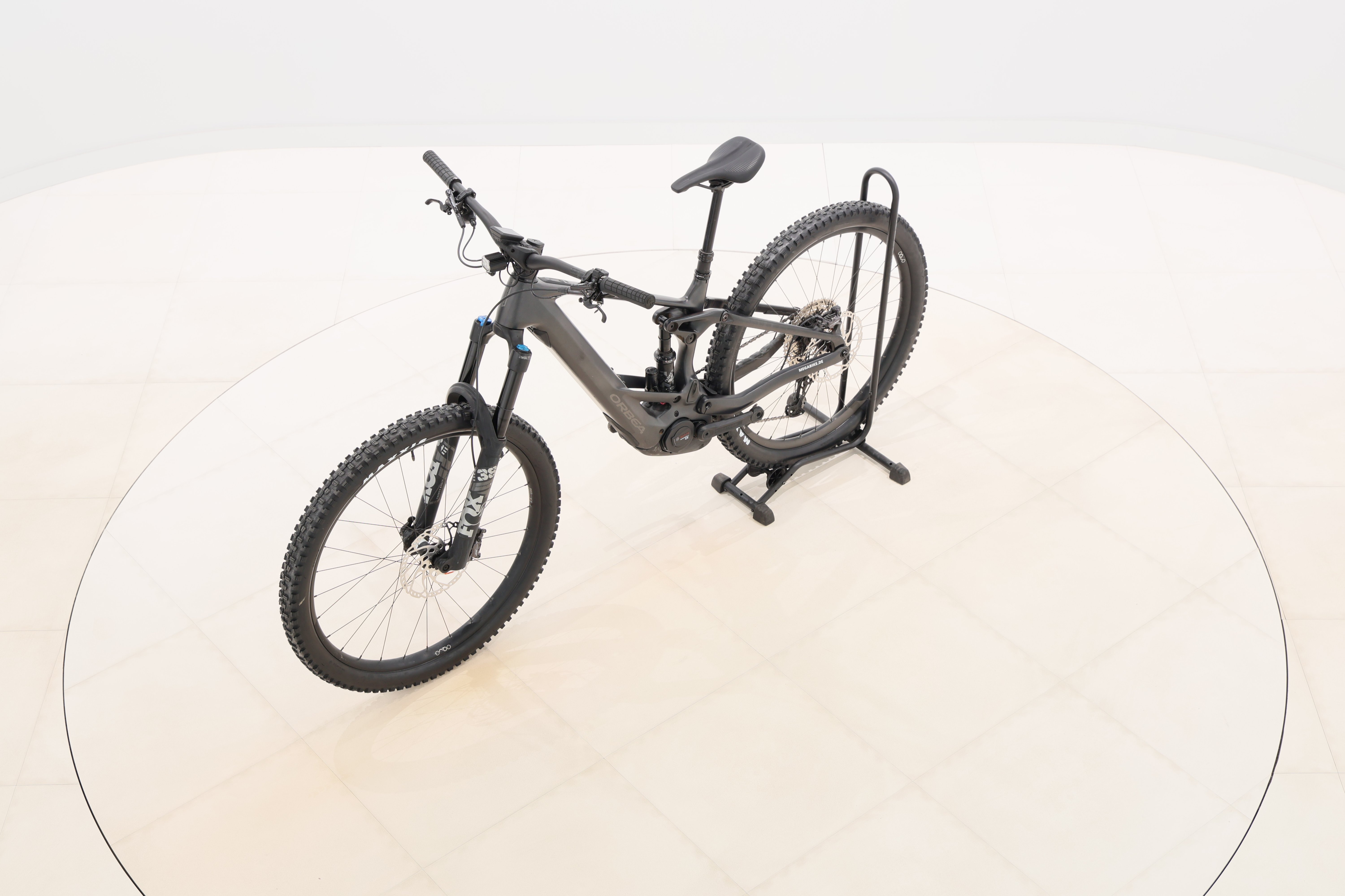 1e2569a8-07ff-41c2-ae27-164d902ec9e1