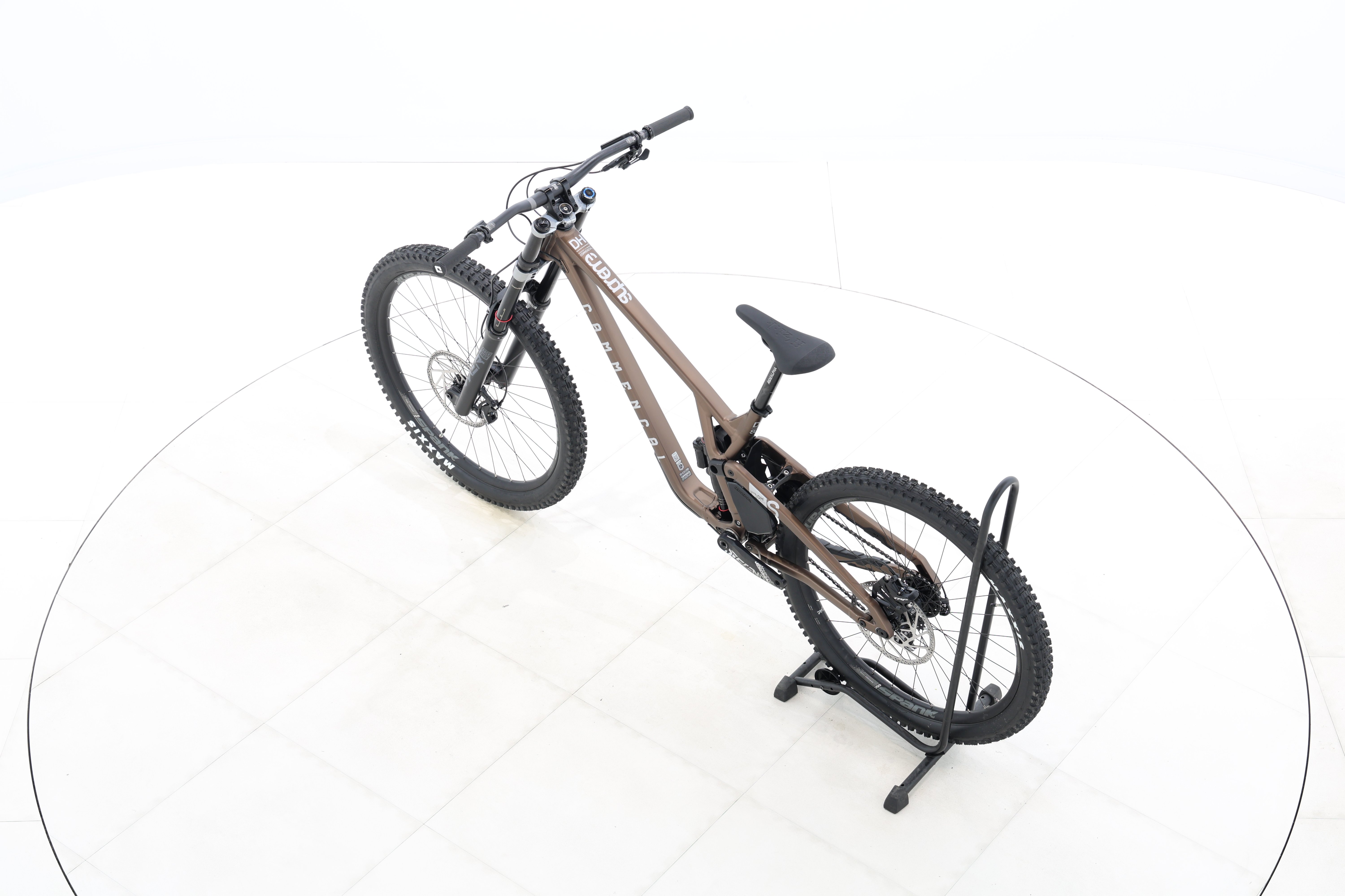 a8a2637b-4f5a-40e6-9aa6-d9b7cd19b3a3