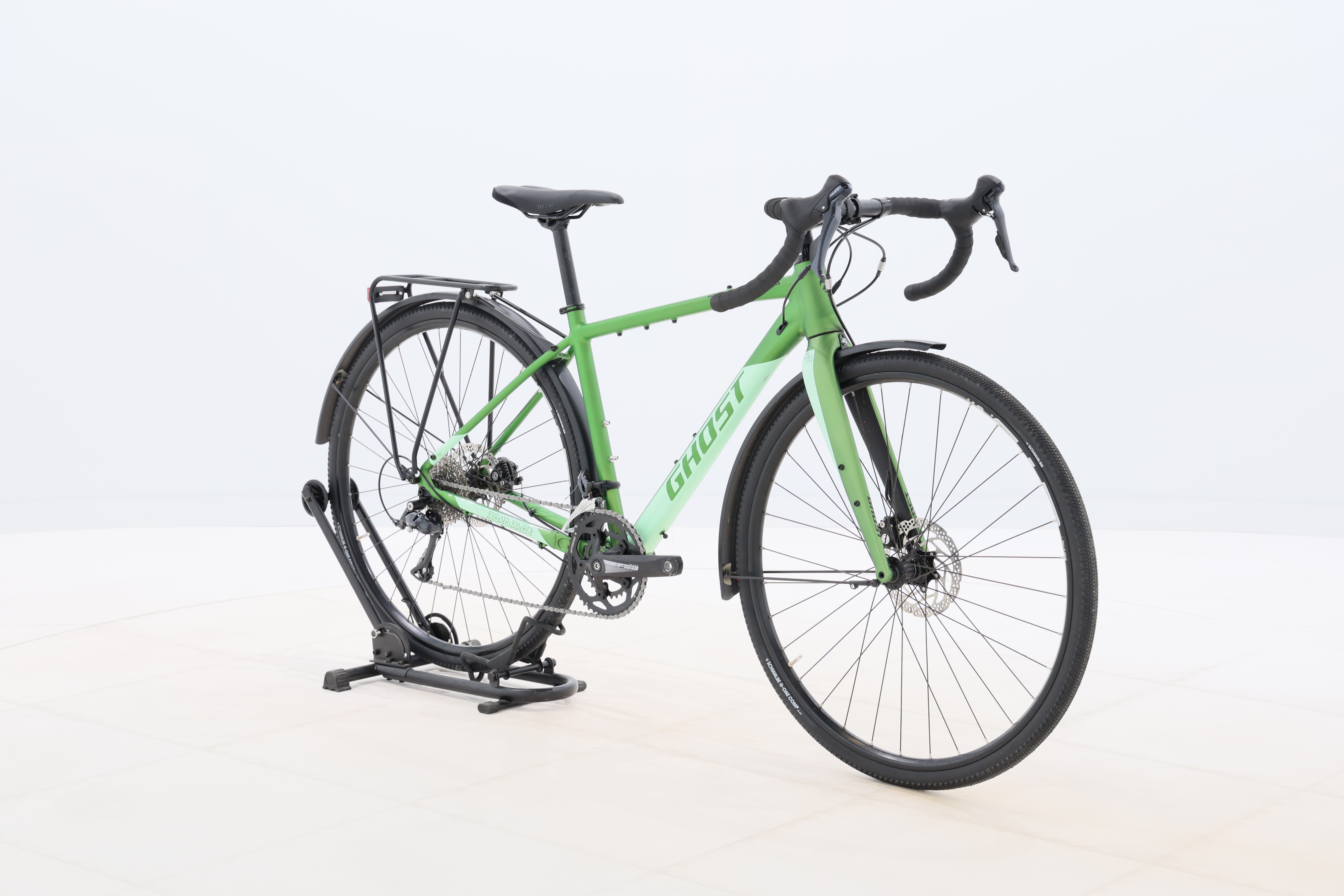 a04f4b3c-e669-45a9-9221-e6bc526f74a9