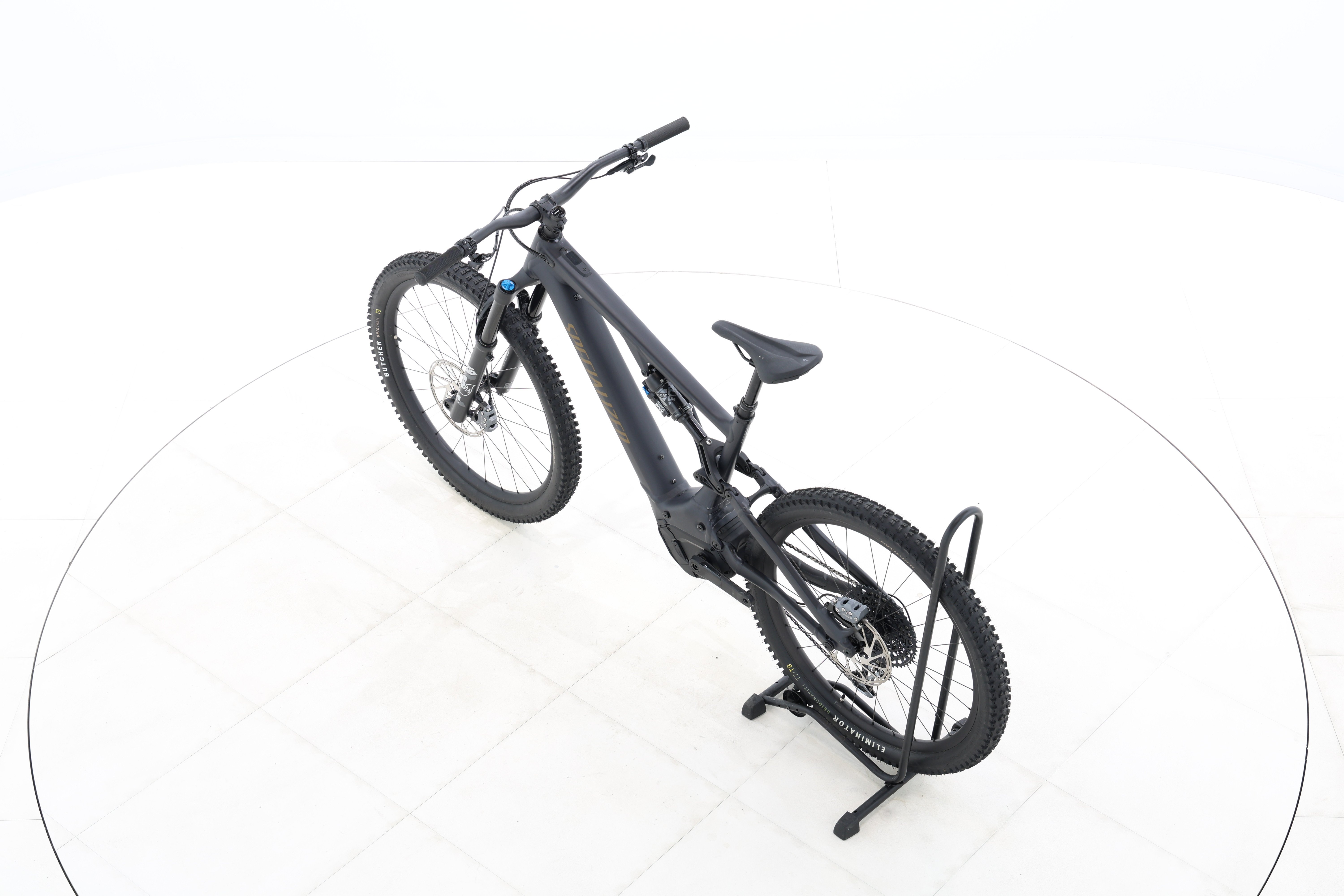 48c3c930-8771-425f-b027-d5069a643263