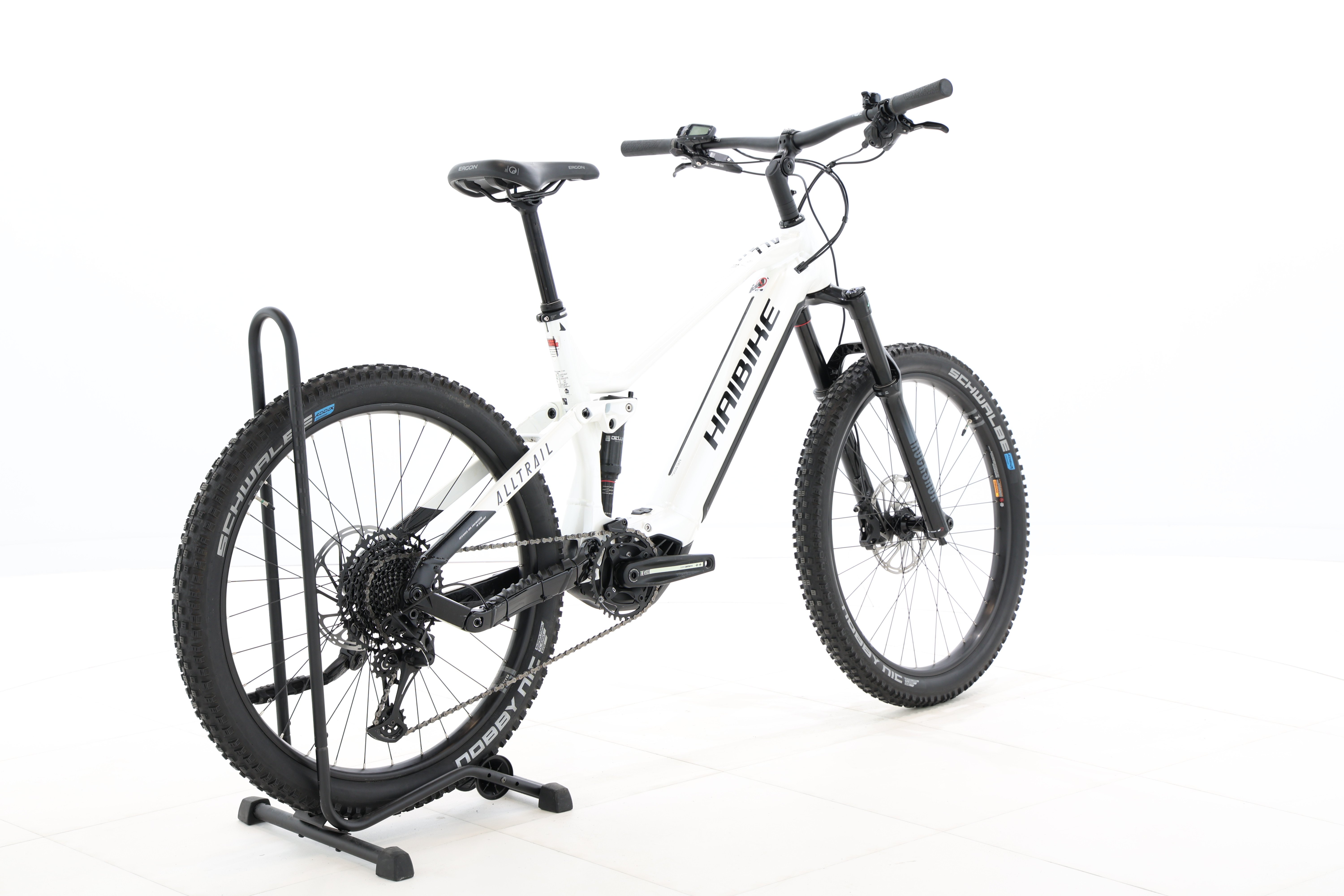 5f5675ca-d93c-4e4d-9ef5-3750b57725a0