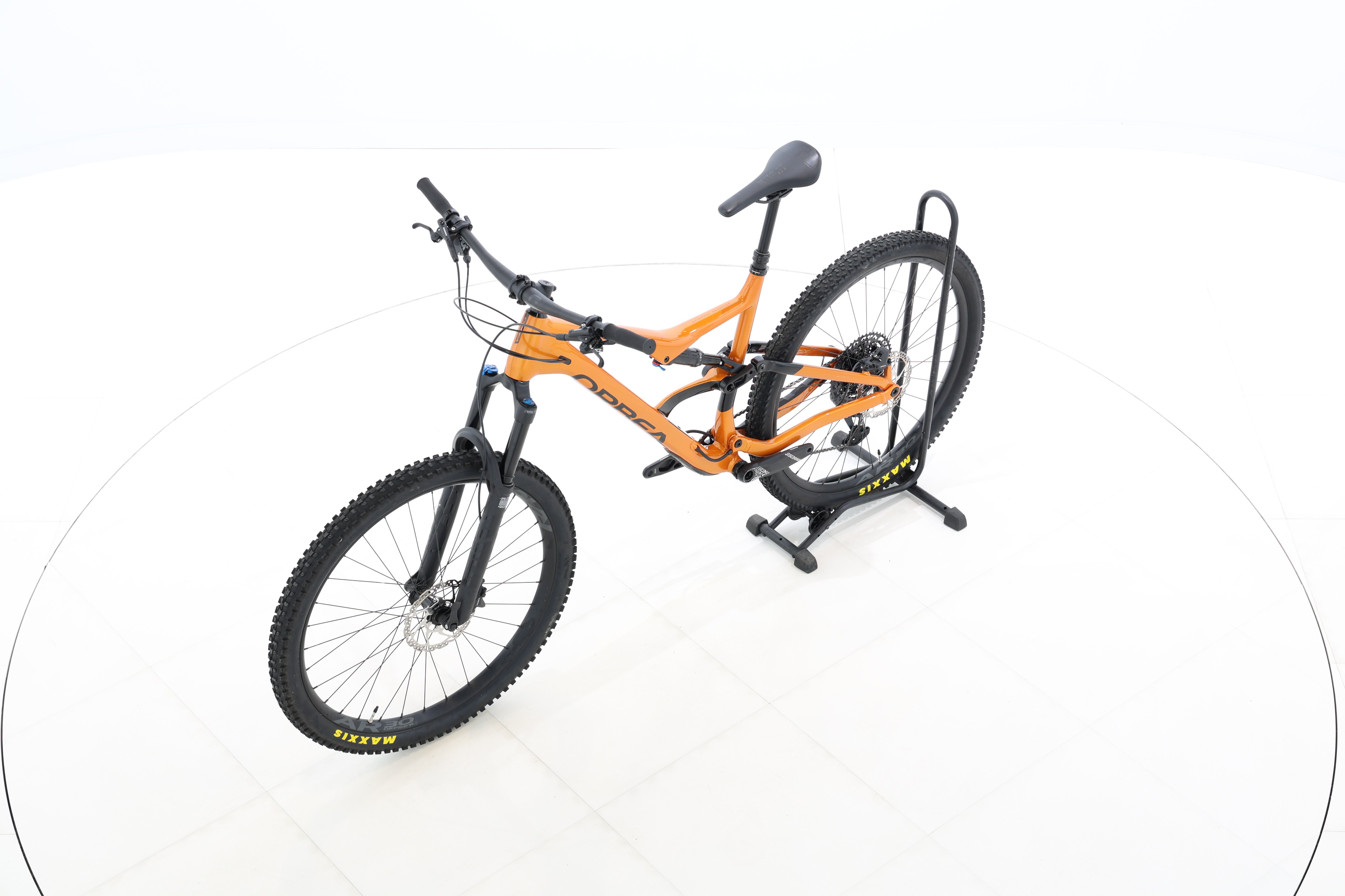 03312488-12a4-4d0c-88b3-2f19d34bca75