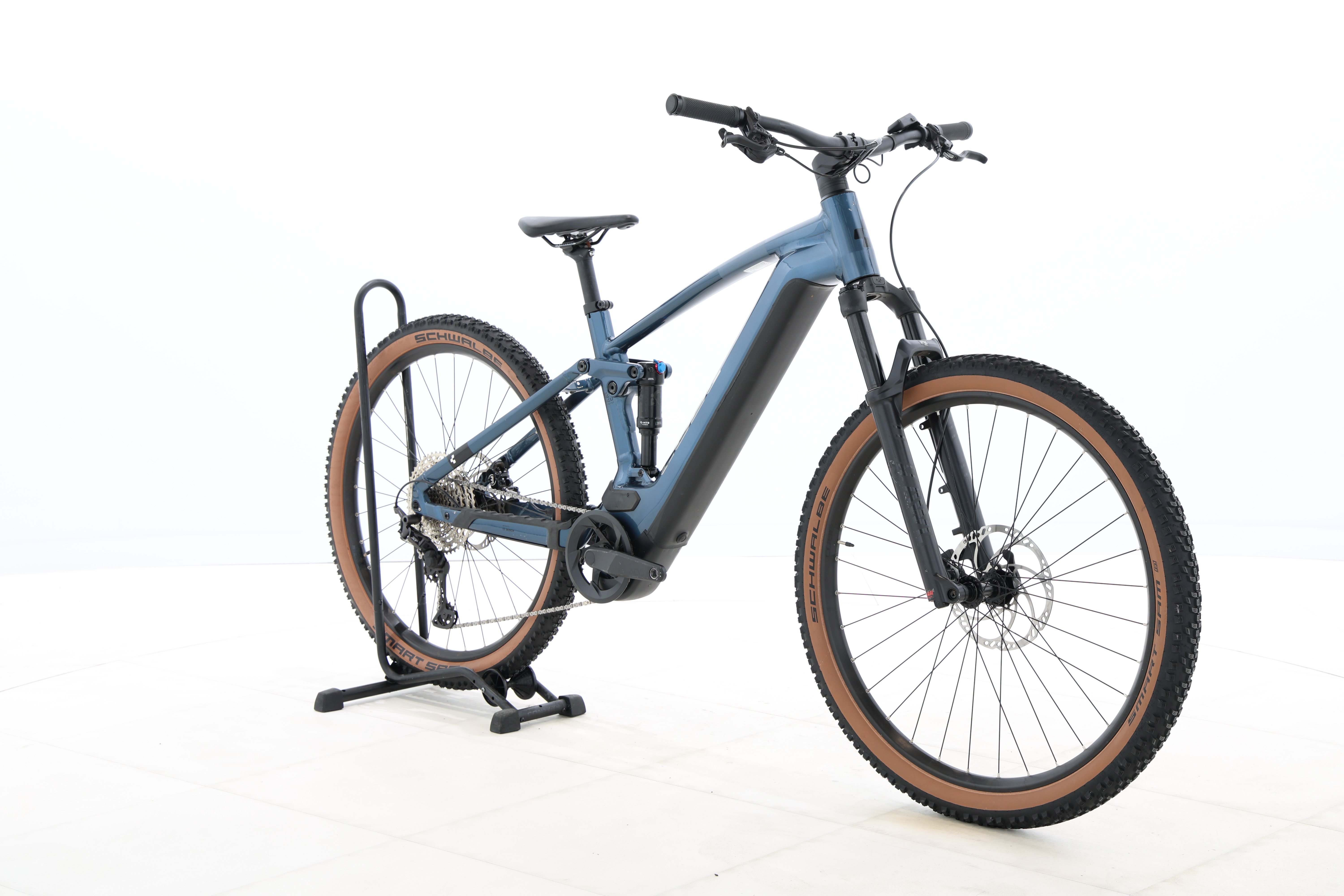 9df1178b-e2f6-4f4e-8ec6-1dfd39728eb7