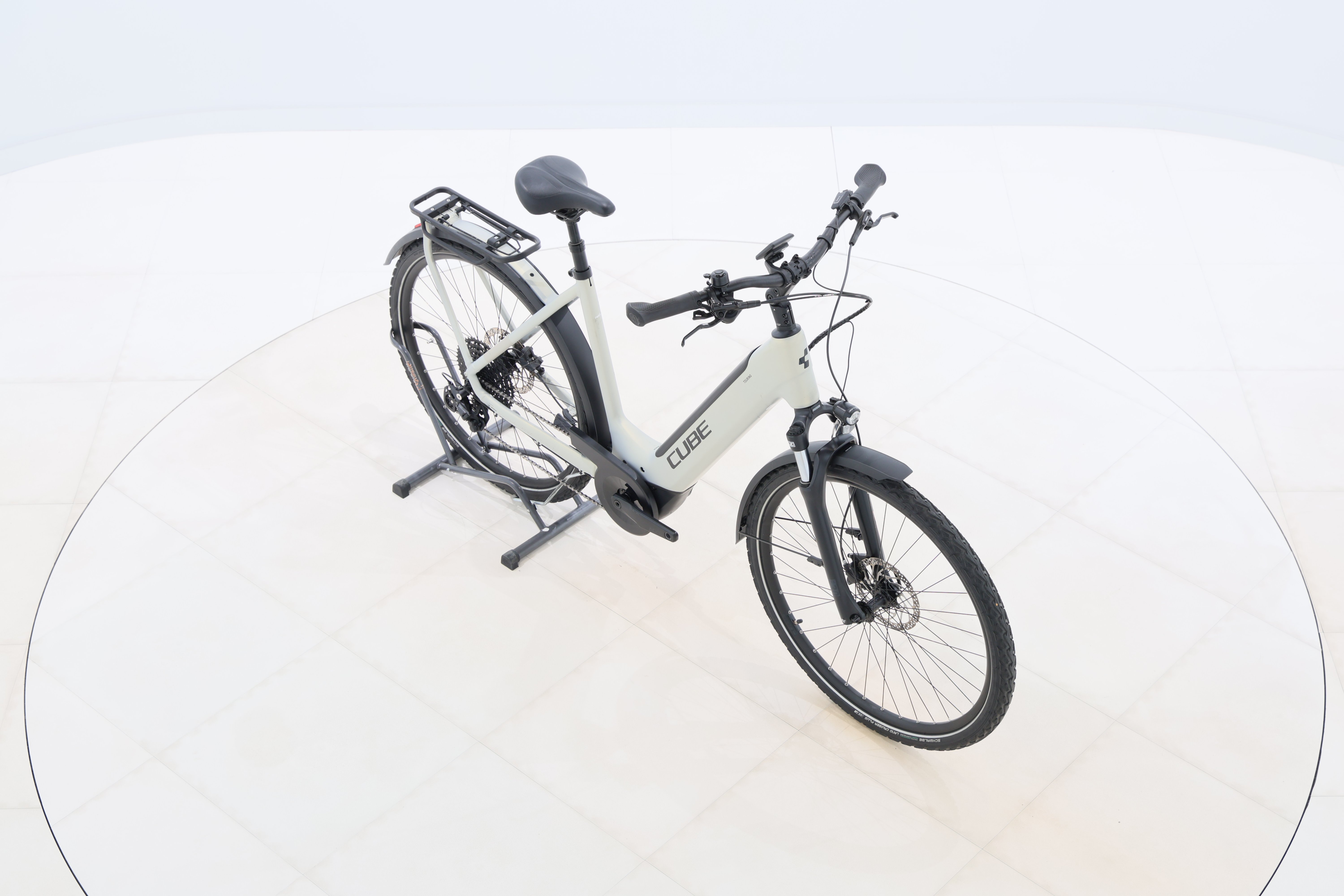 b8ceb903-0430-4a3d-b4c6-292280851705