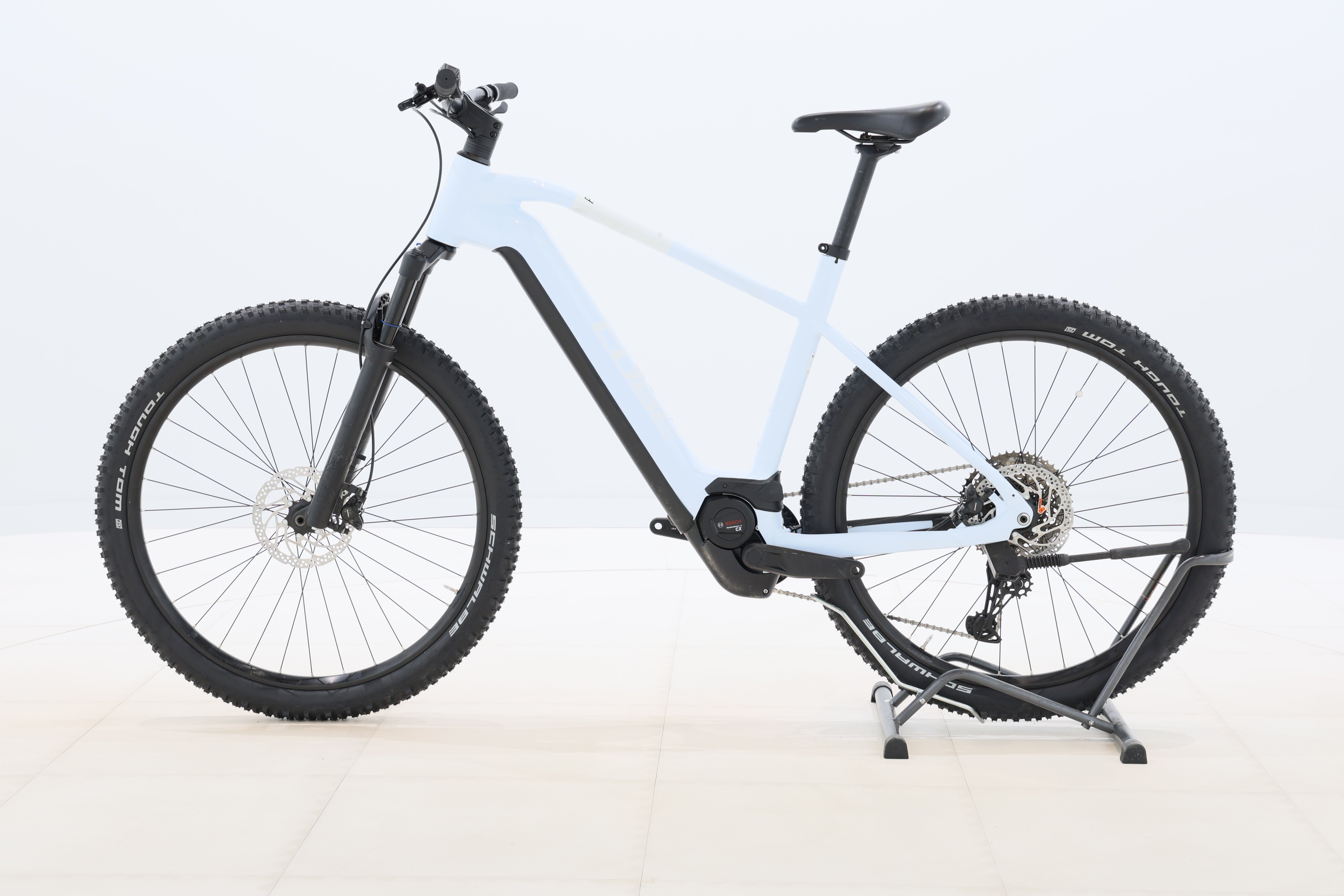 04ec46ea-3bac-48e0-9f64-9ddbeb2cdd1e