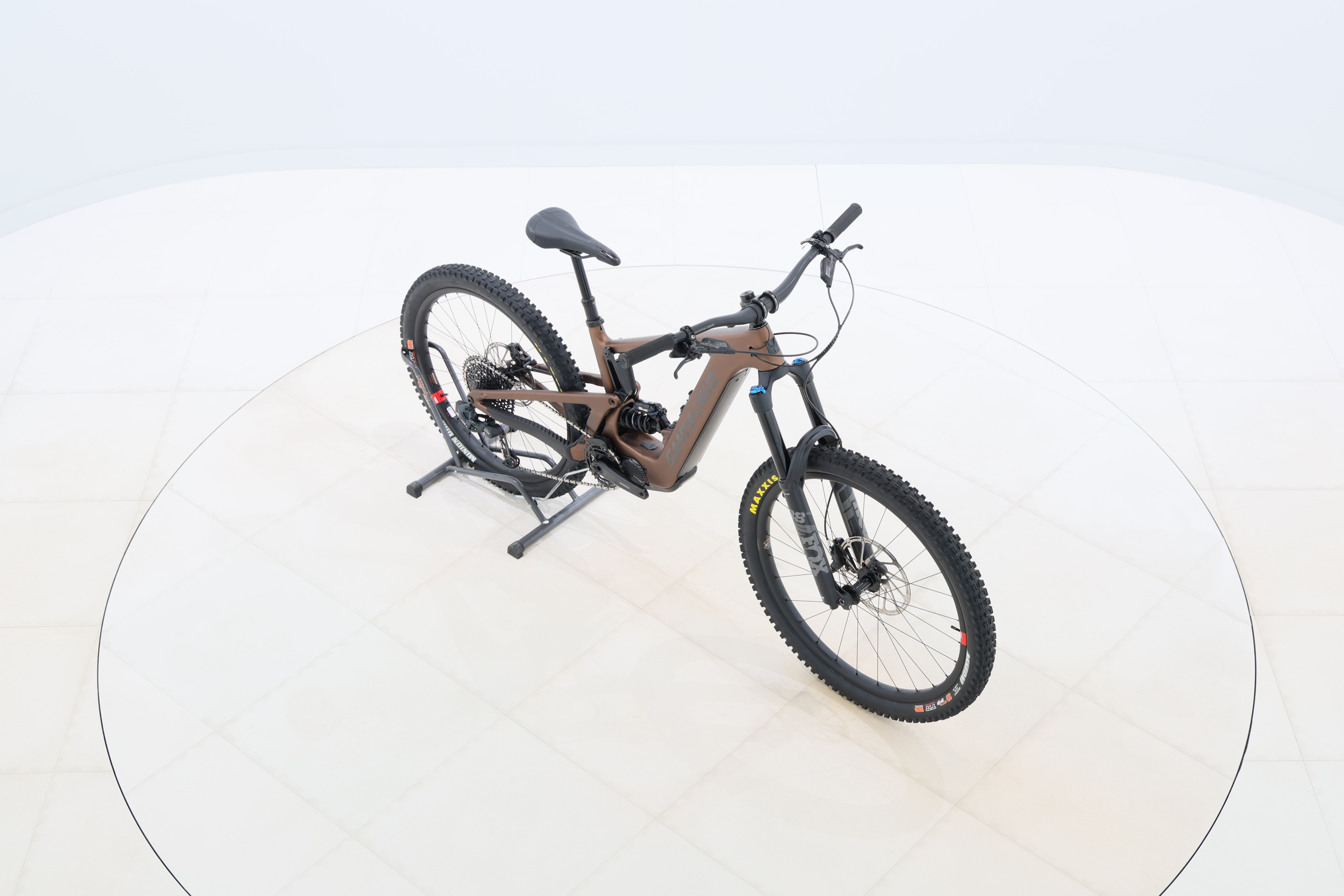 b0a35a2e-c71a-43a7-ae5a-c015de86d597