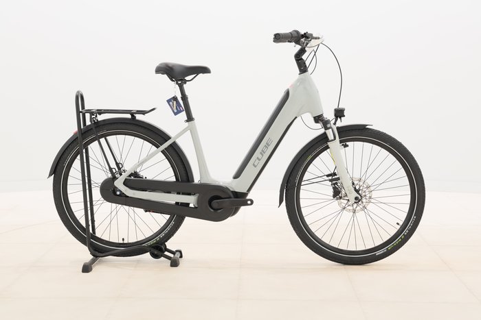 Cube SUPREME HYBRID ONE 500 2024
