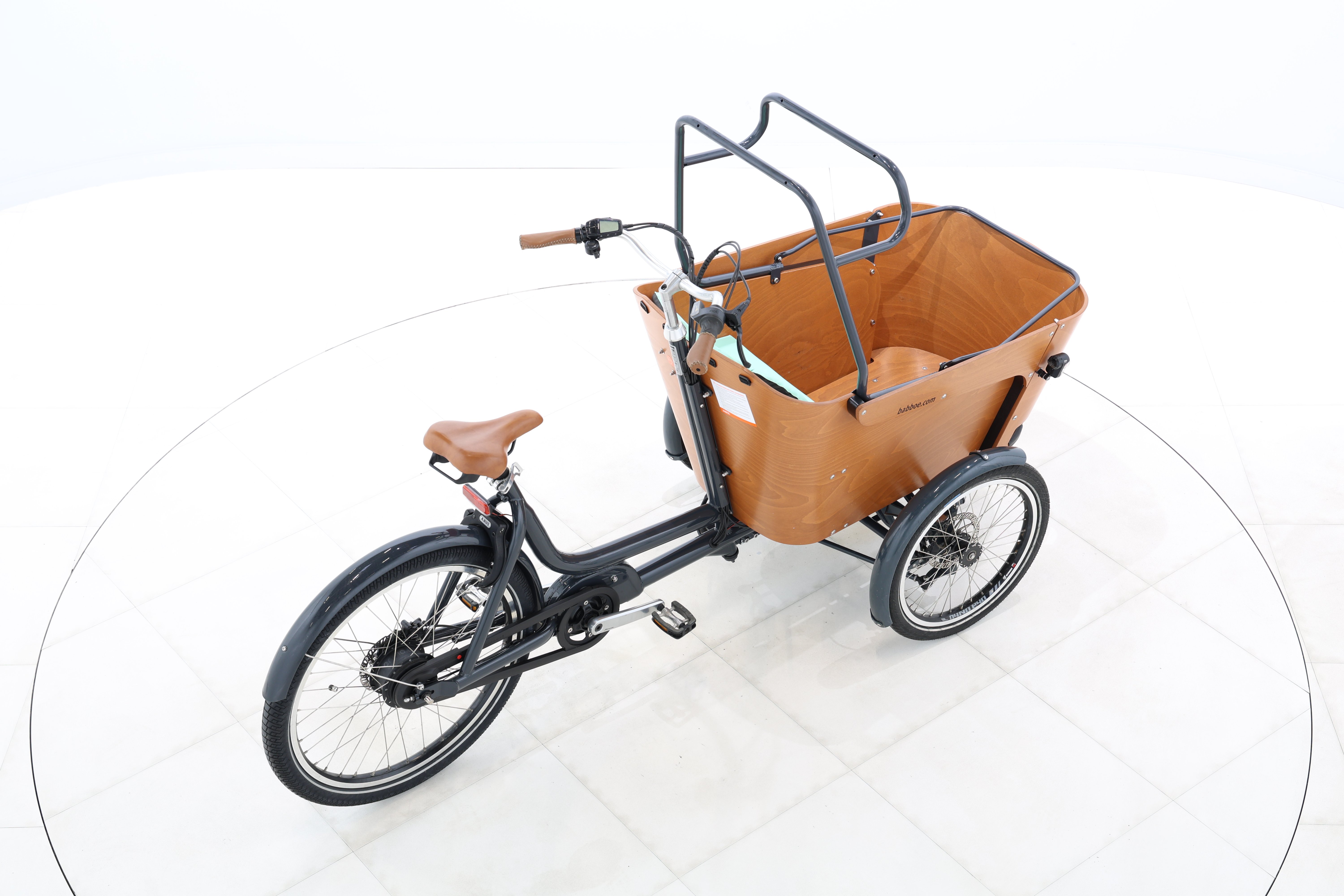 ceac76d3-e67f-4409-a3c7-d27b26780bff