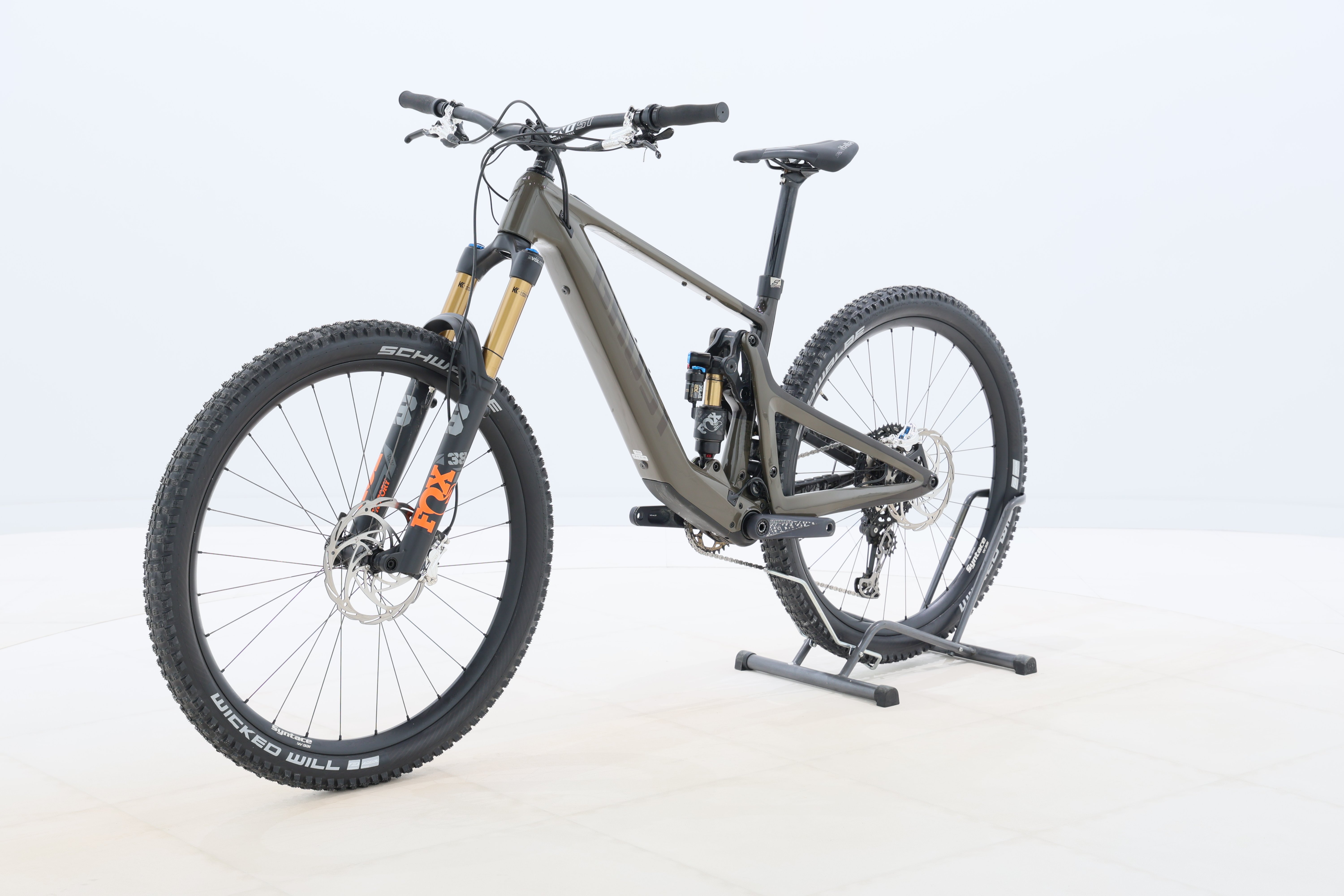 d05fd6e8-234a-4334-bb2c-86695270e0c4