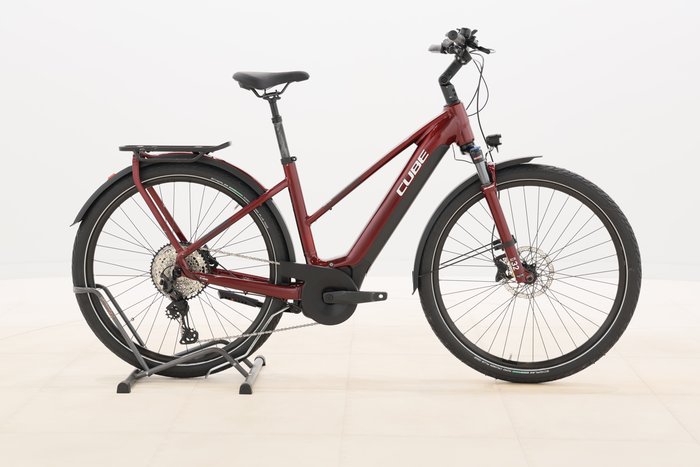 Cube TOURING HYBRID EXC 625 2023
