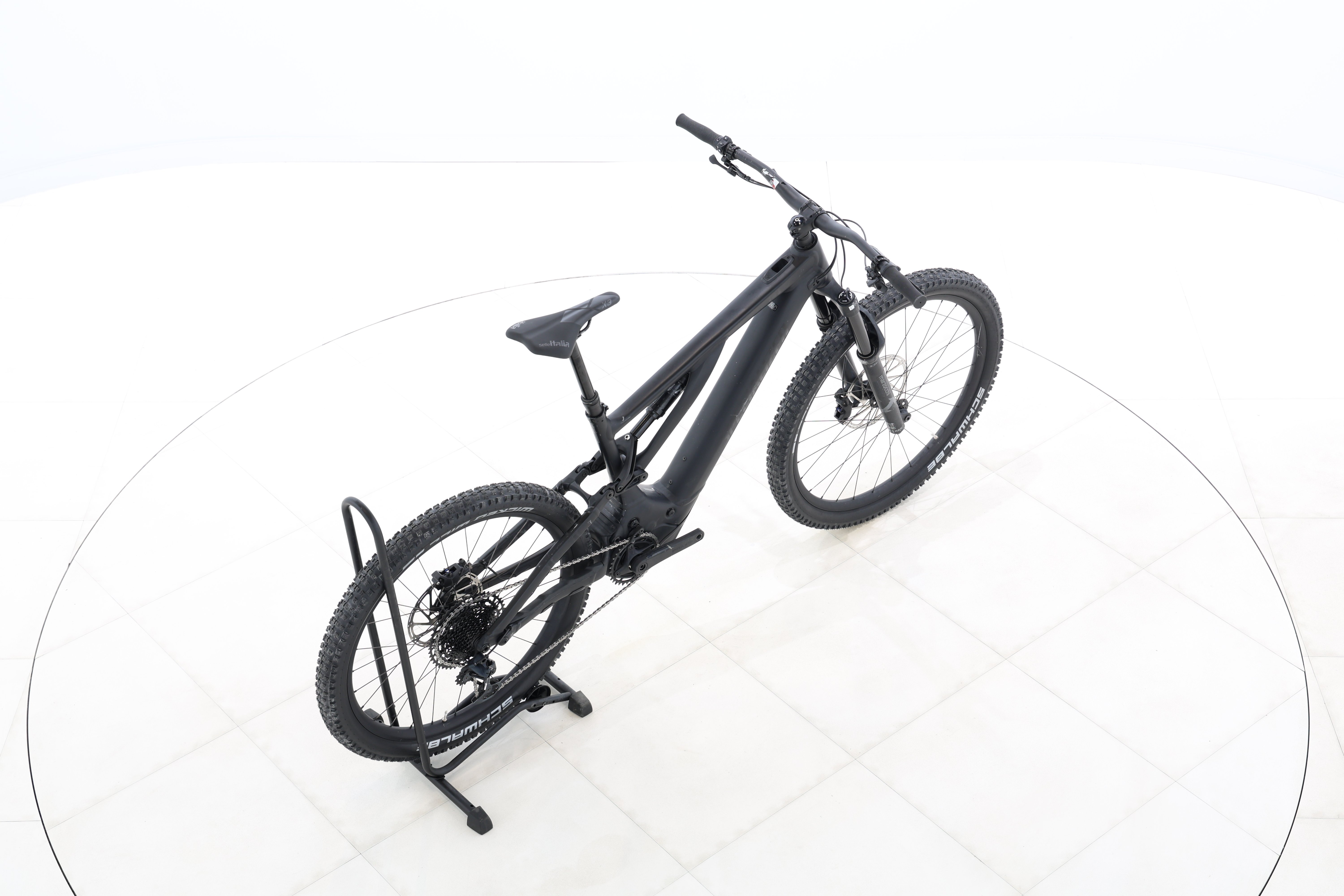 df0b311a-3d5b-49a8-b301-ae3b76e58722