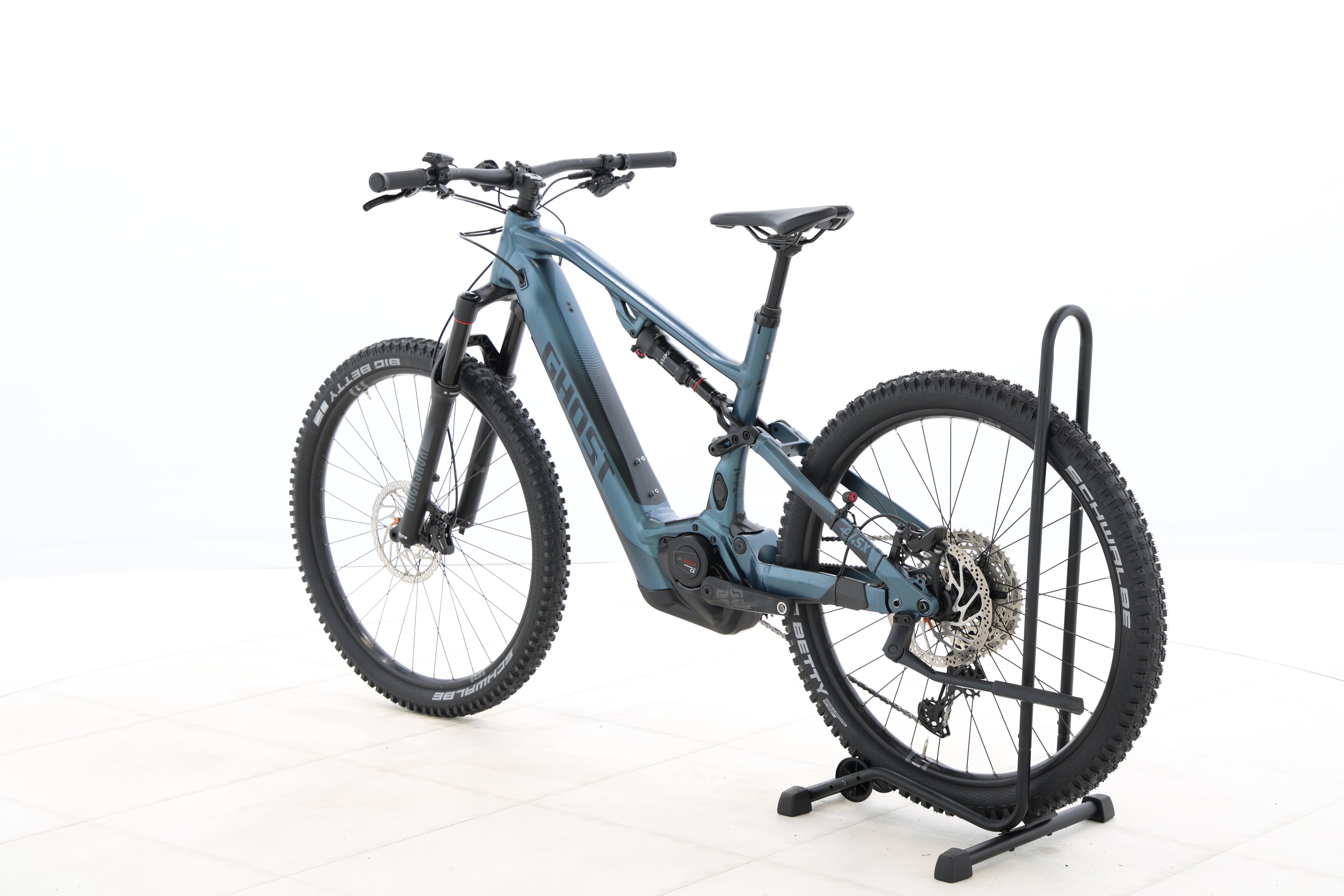 d6e555cc-6d10-42a3-9455-8b1d1405ec76