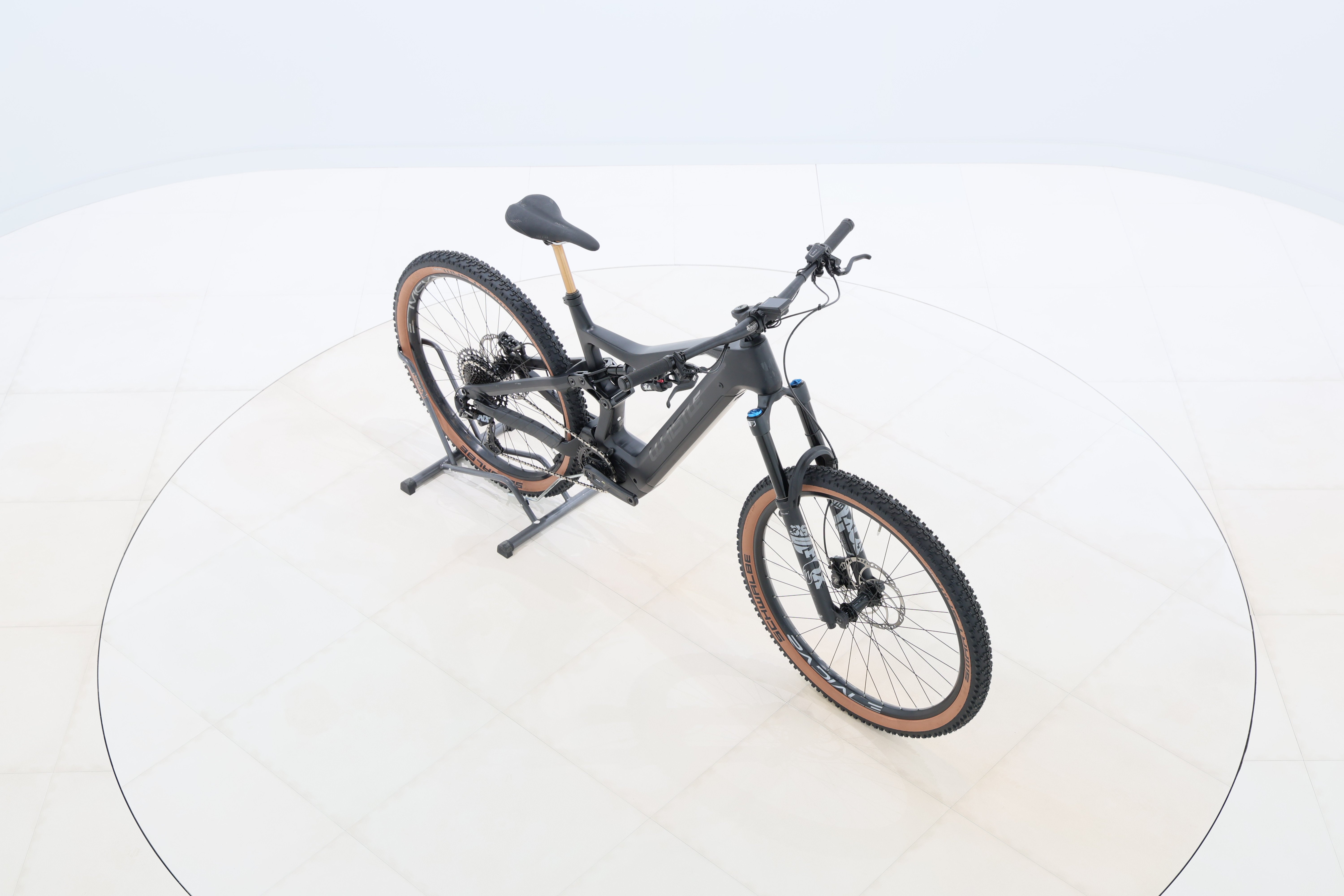 b1888fa5-d0bb-4a14-8195-740f837cda52