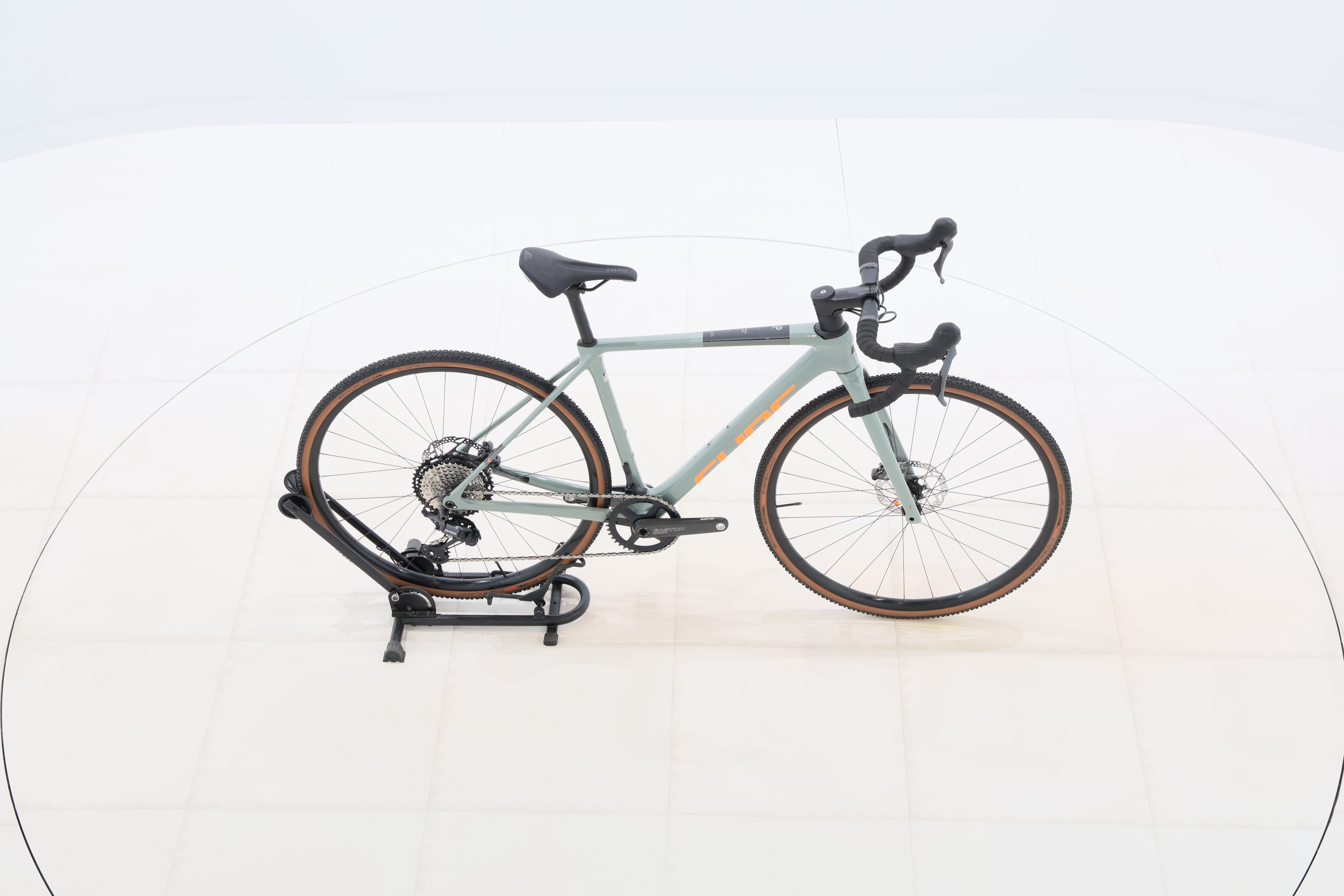 21d7b5d8-9de3-4244-9449-3470442f591c