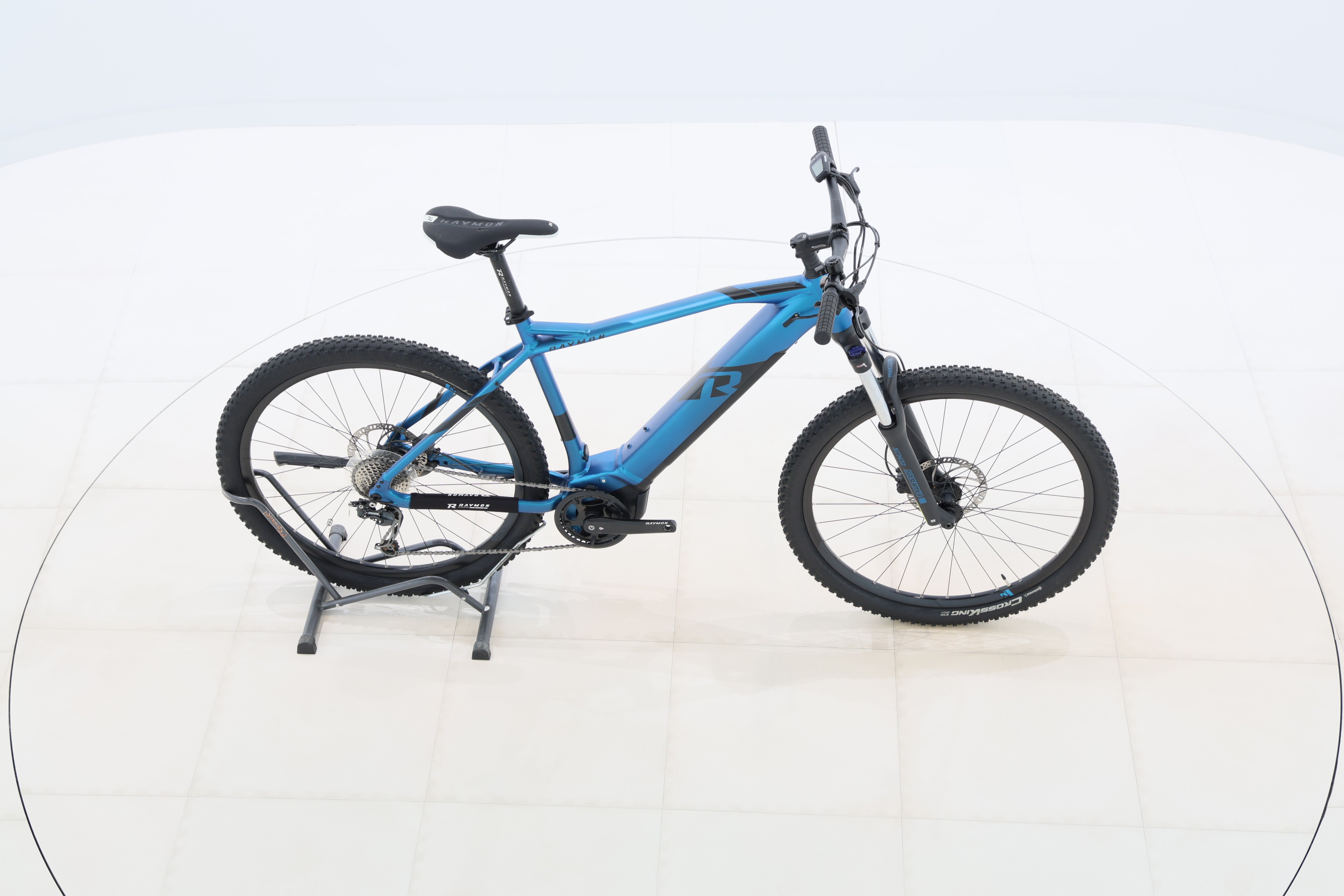 f2923389-5188-47f4-9046-759b29cd8de3