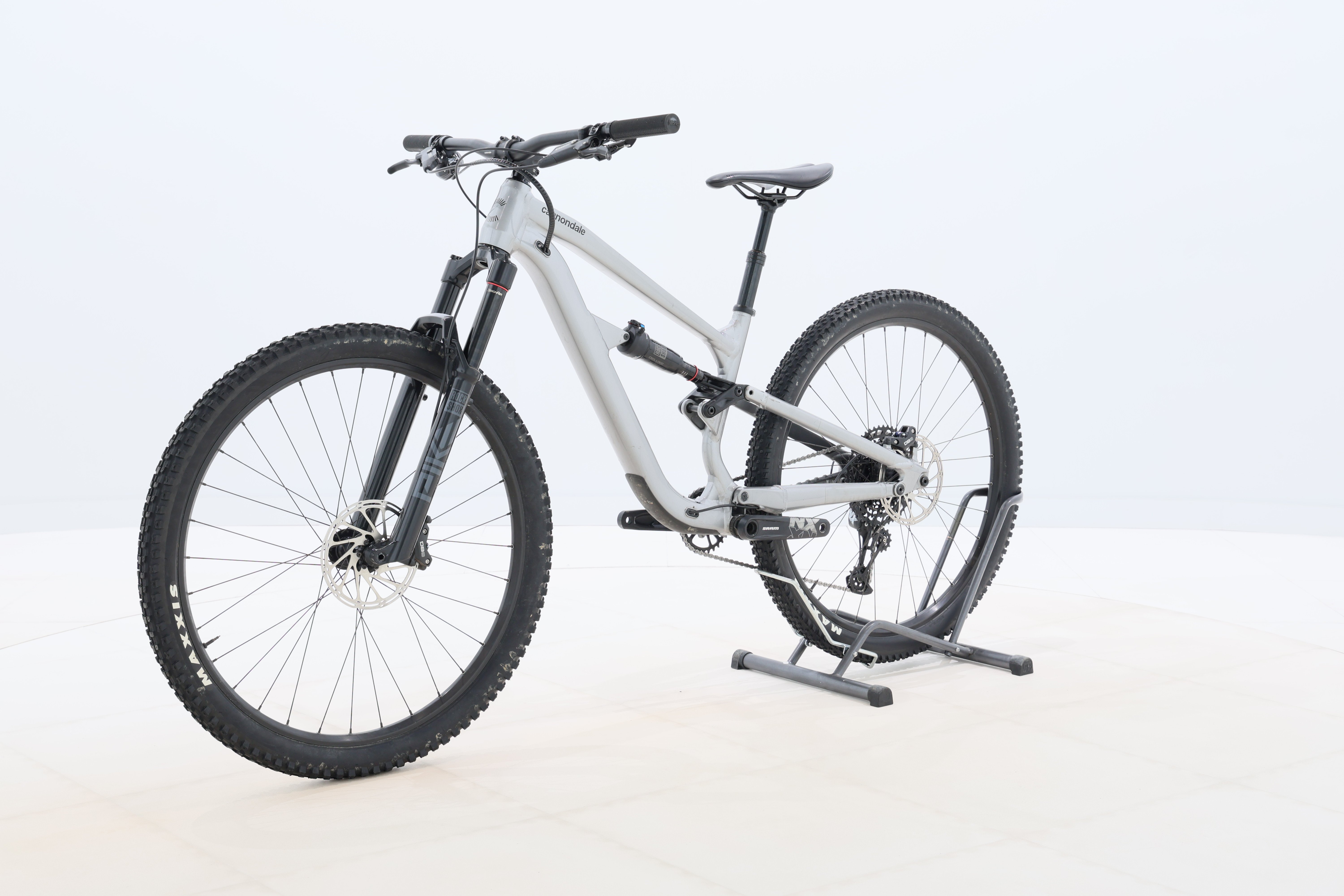 ab2d6858-30c7-42fb-b6db-28b34cd638a7