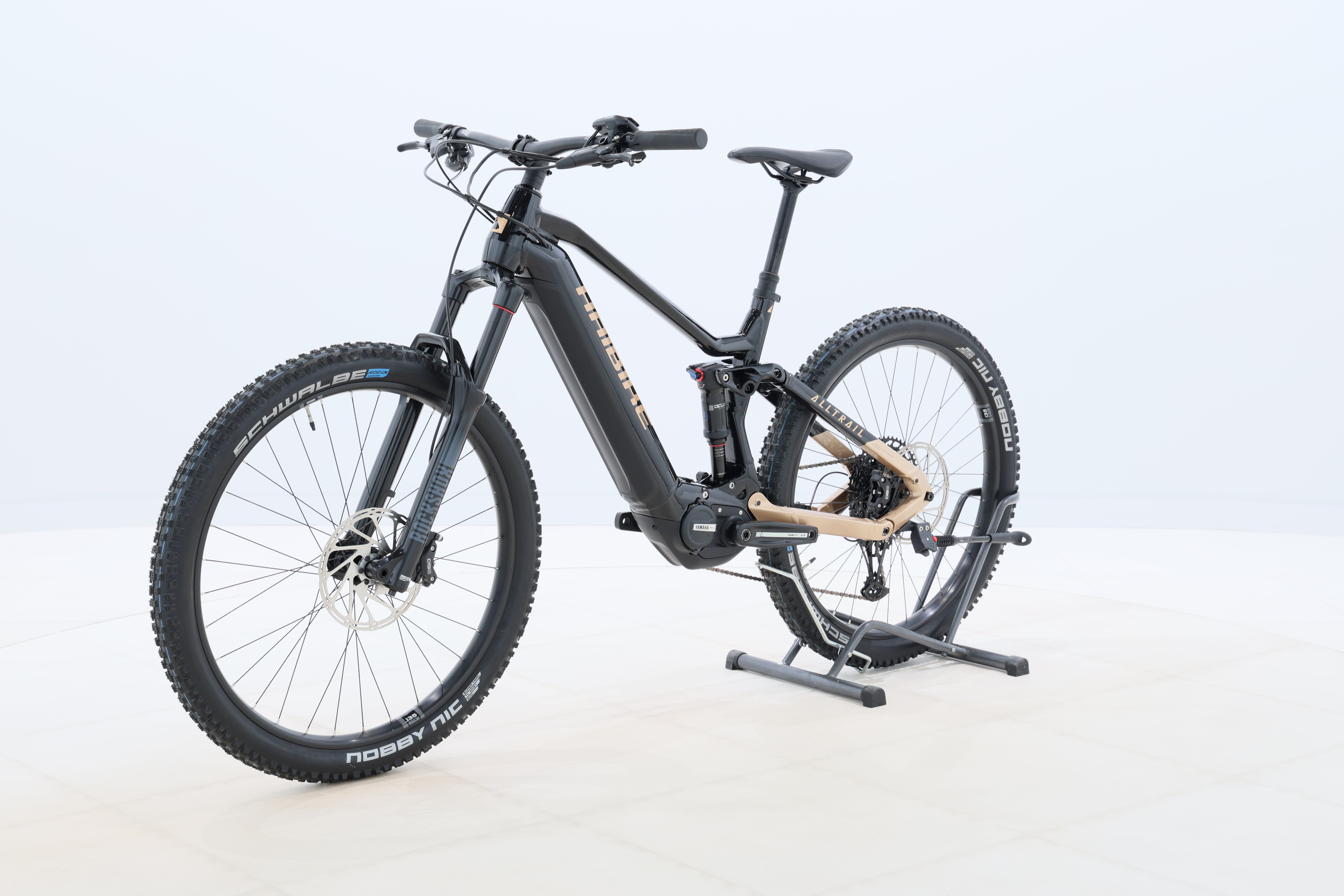 c207da6f-6485-4eb4-86e7-0e5790a6193c