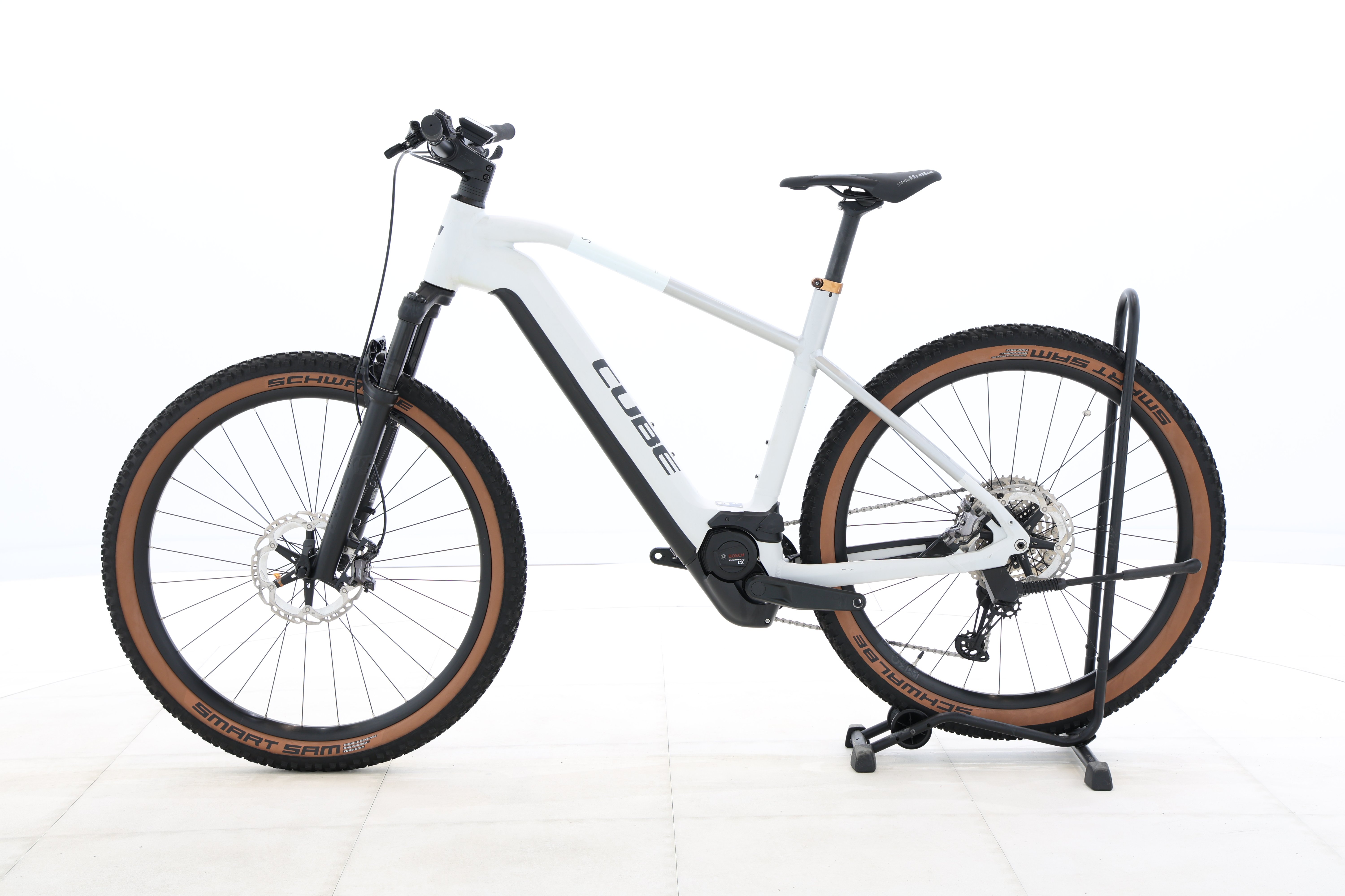 4d16034e-845b-4464-9ac8-71386a934845