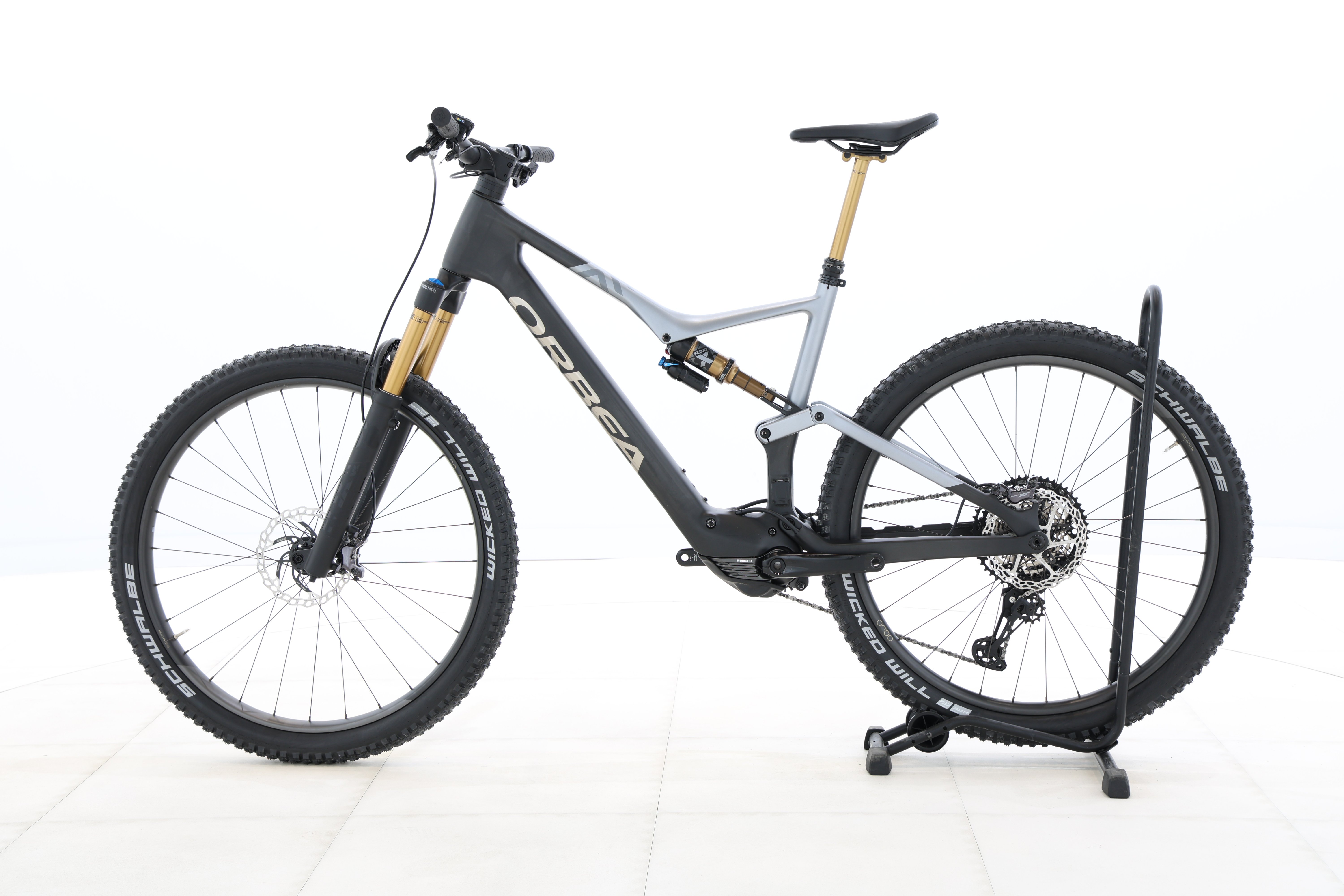 08bc4489-a47e-46c5-912c-c22057d5d841