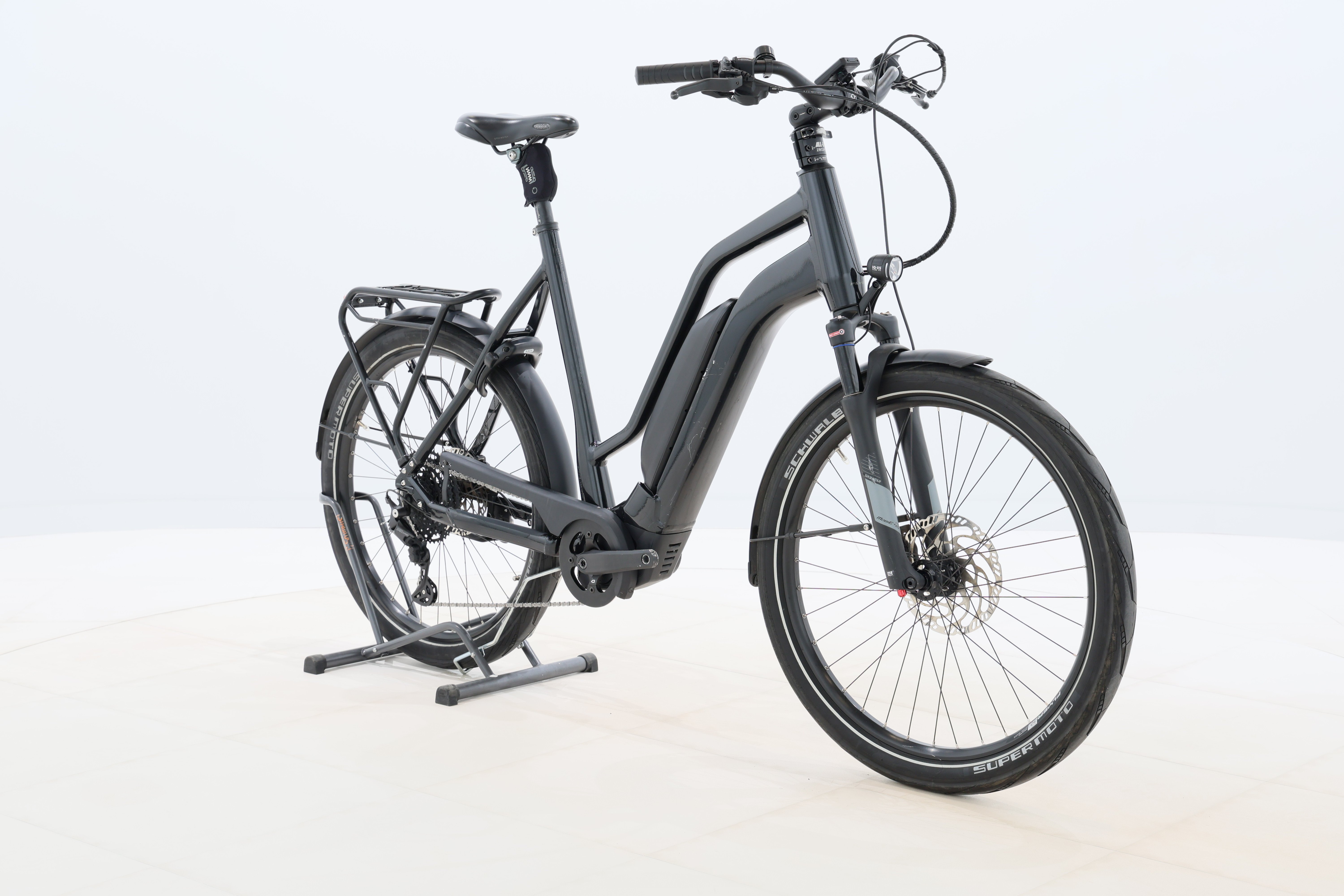 eb5b7469-8516-4d37-982d-52930cf1cc19