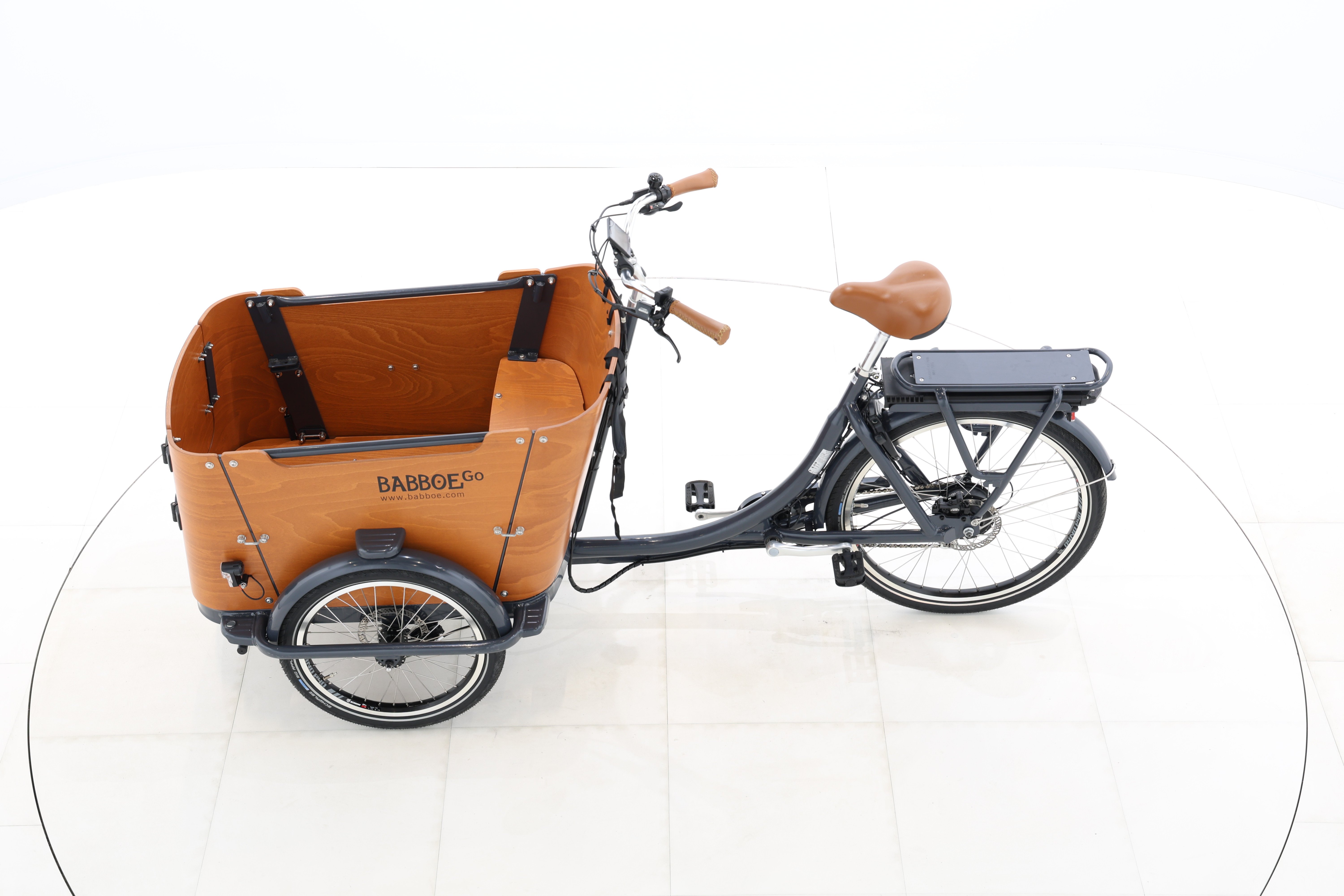 679c040b-d588-4395-b5b7-33bb41219a8c