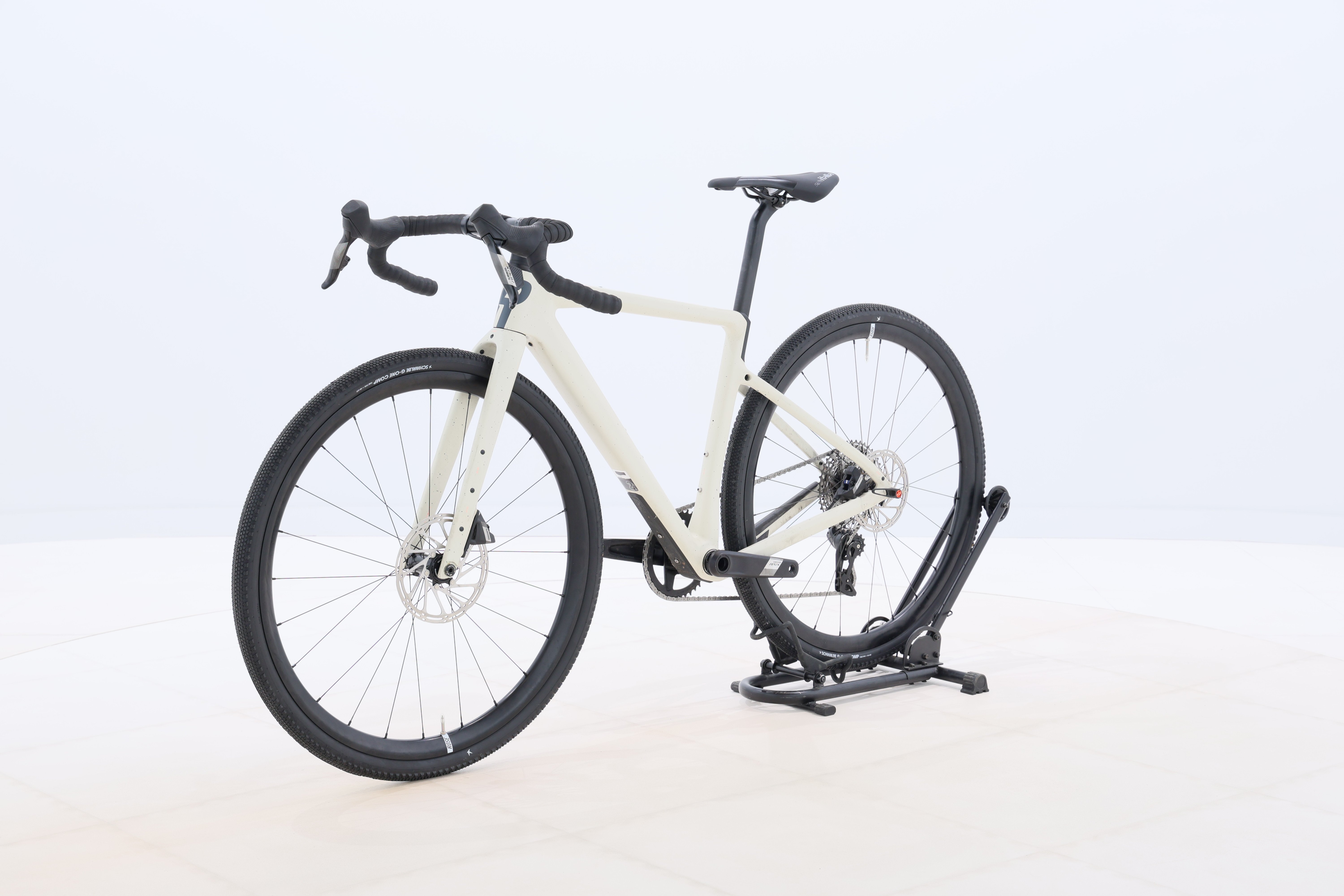 e906fe4d-cdbb-46fb-b360-43923e8cb7fa