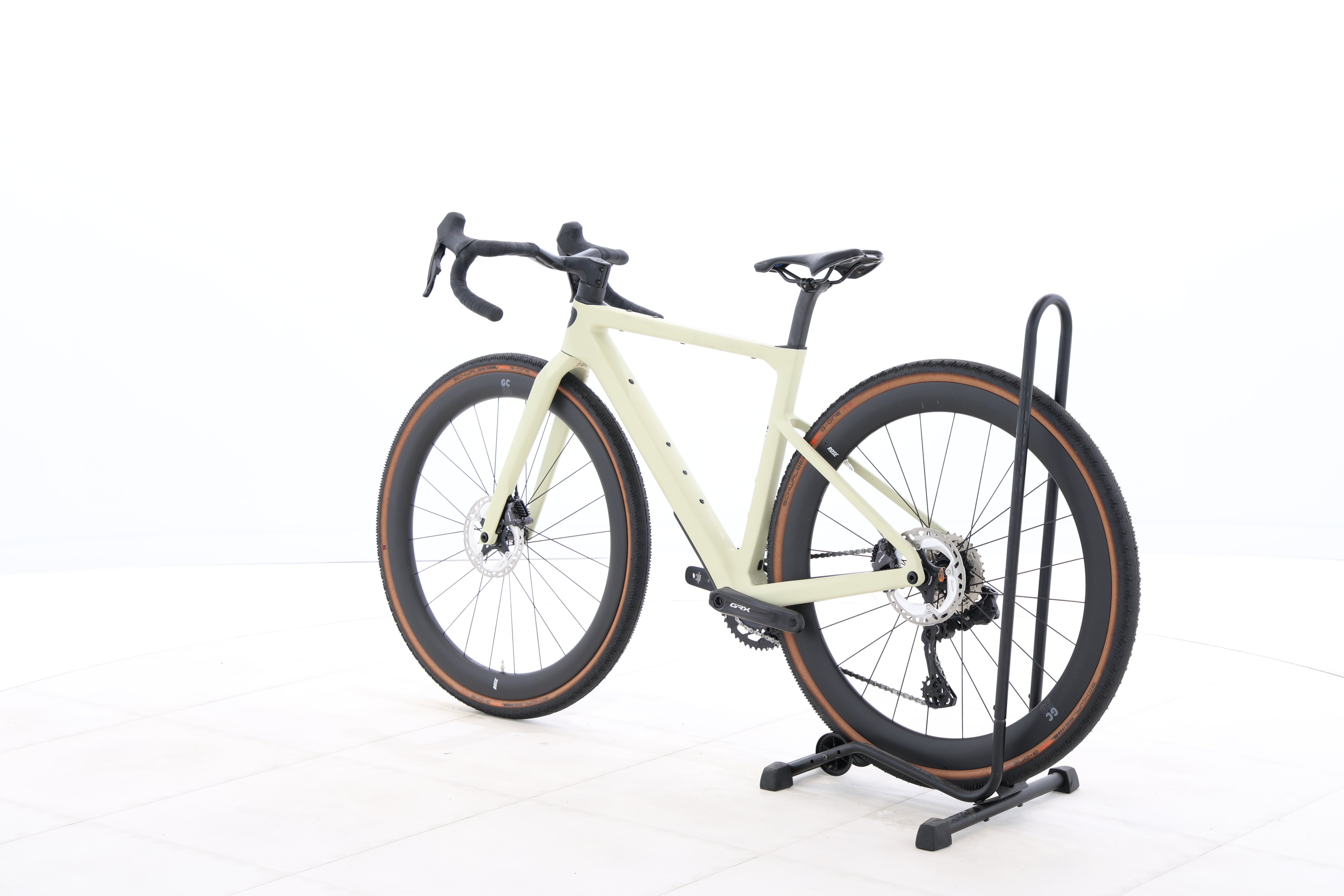 fee87e6a-7883-40d5-8a53-06a97011d8d0