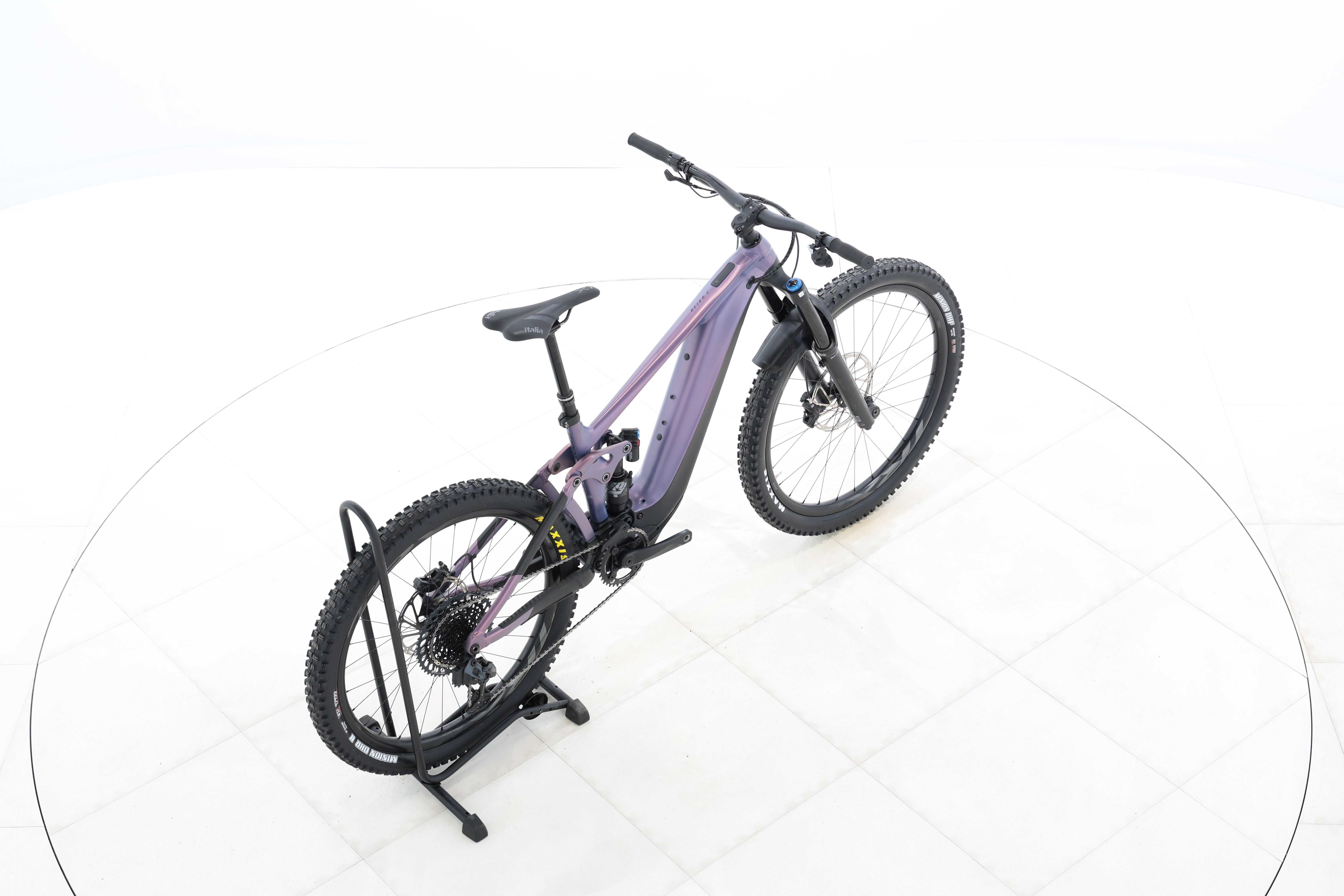 1ac5f31b-244e-480d-bc4b-202d59ef570c