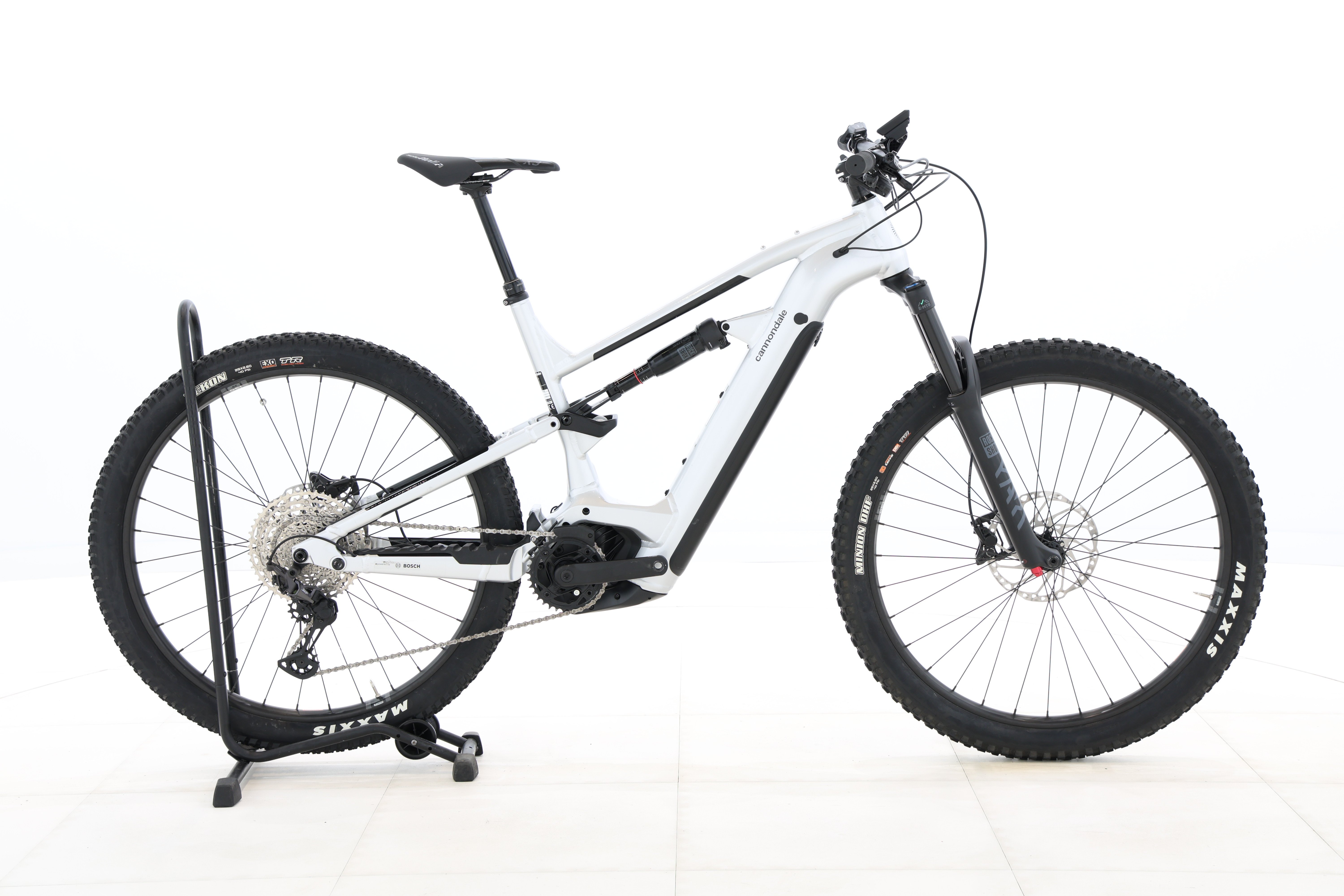 d3bc7dc6-b968-4f7e-8c0d-a3ea8c8b8159